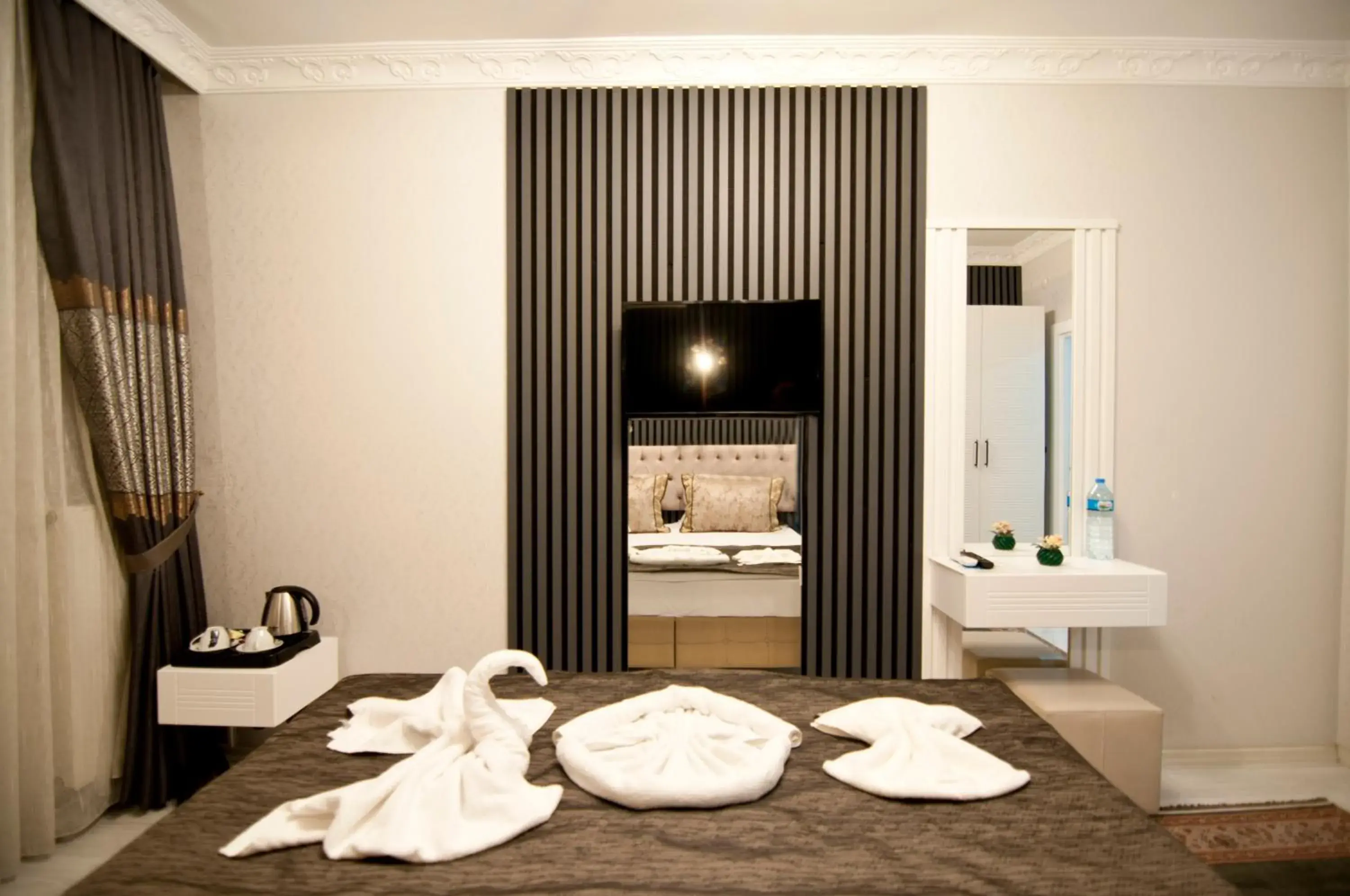 Photo of the whole room in Hotel Broken Column Photo of the whole room in Hotel Broken Column