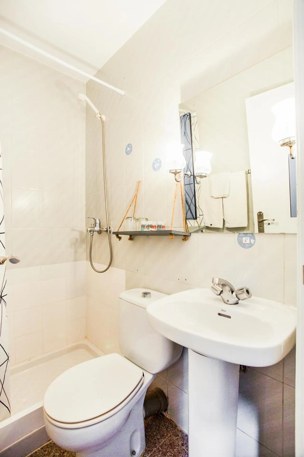 Bathroom in CH Las Murallas