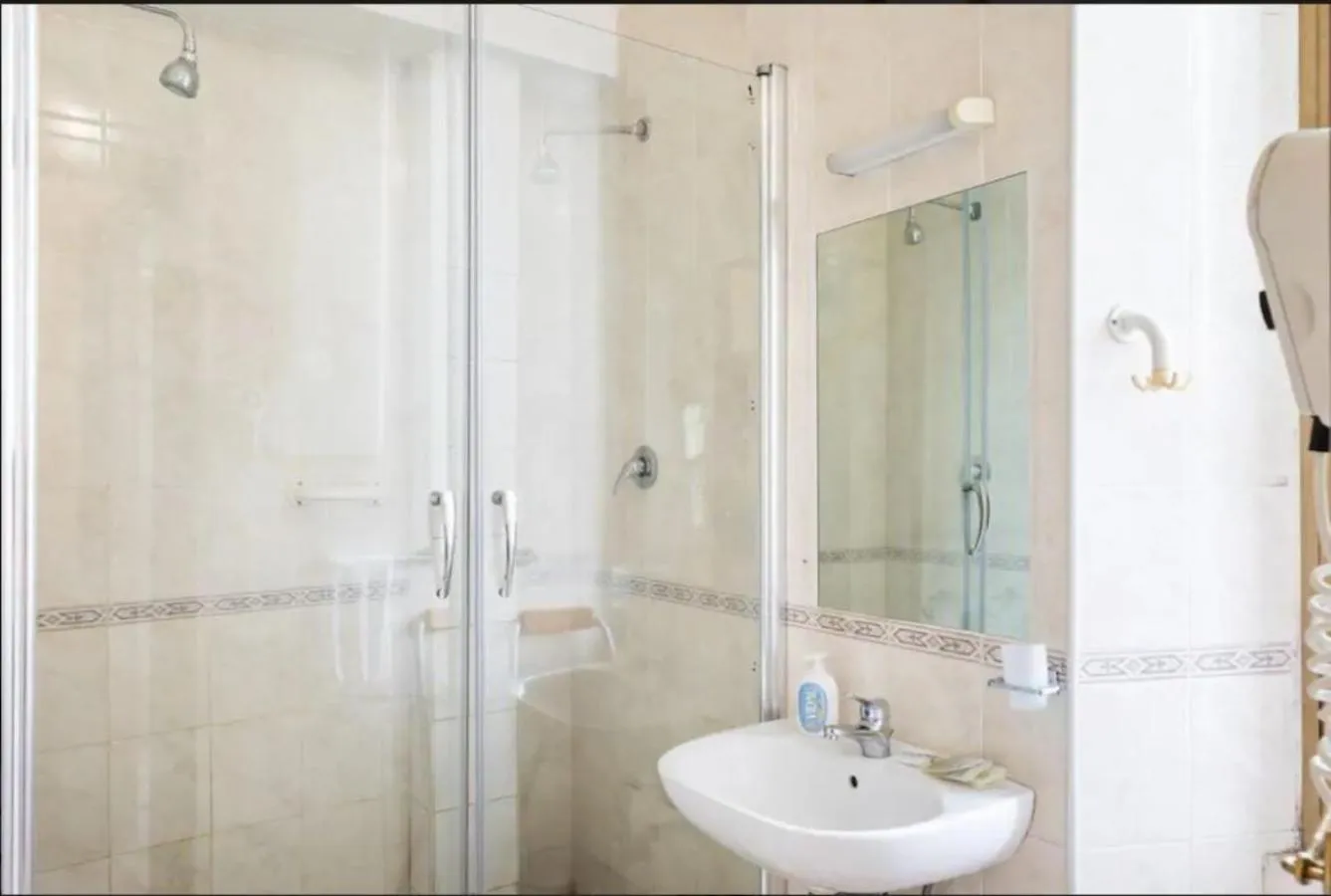 Bathroom in Alex Romano