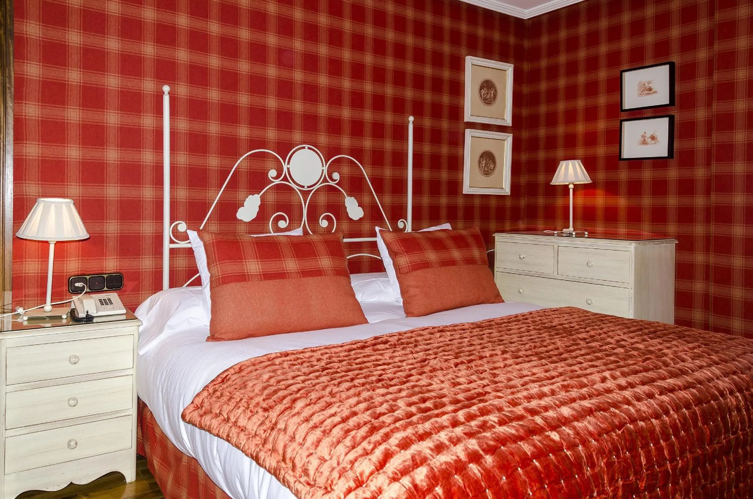 Photo of the whole room, Bed in Hotel Presa