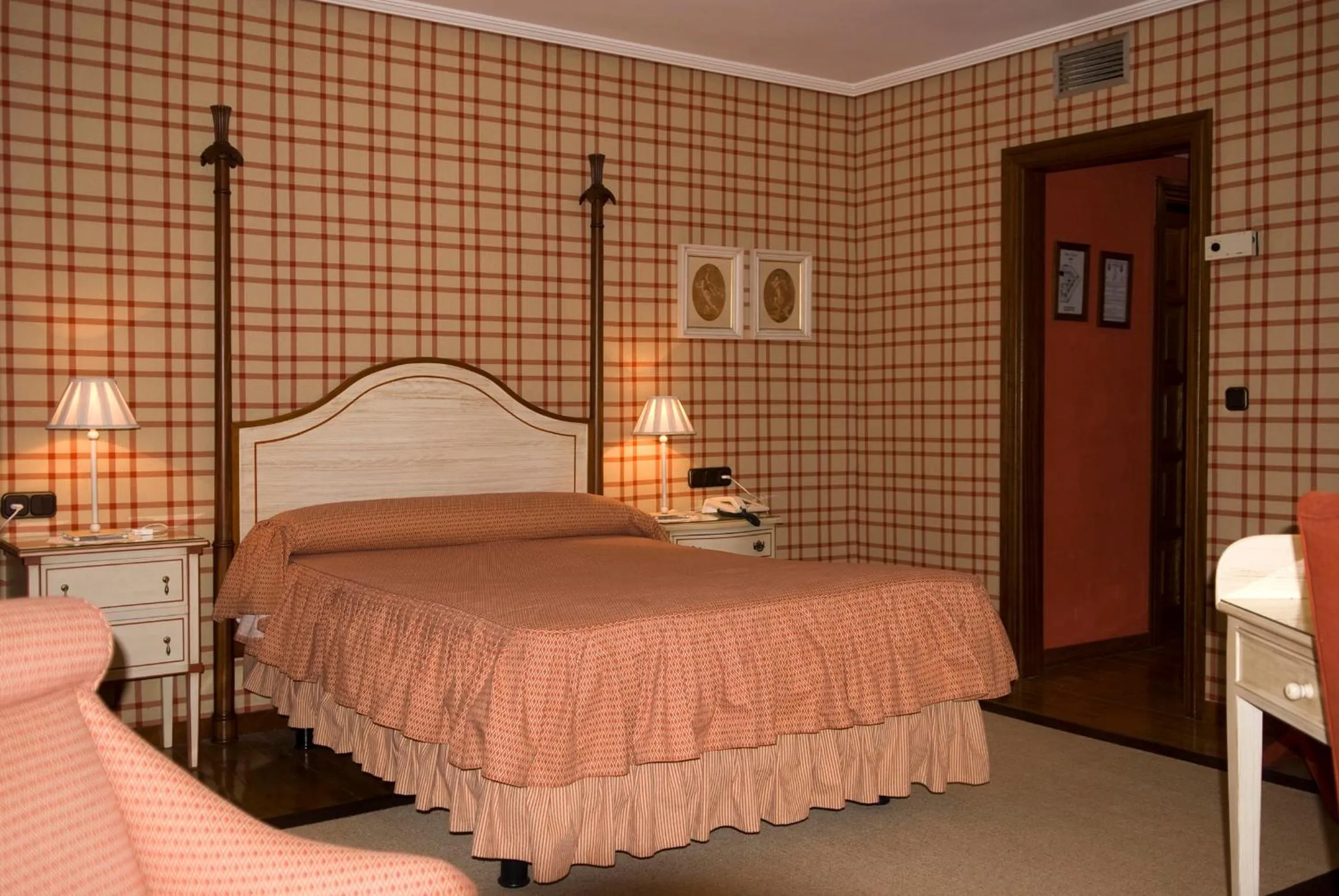 Photo of the whole room, Bed in Hotel Presa