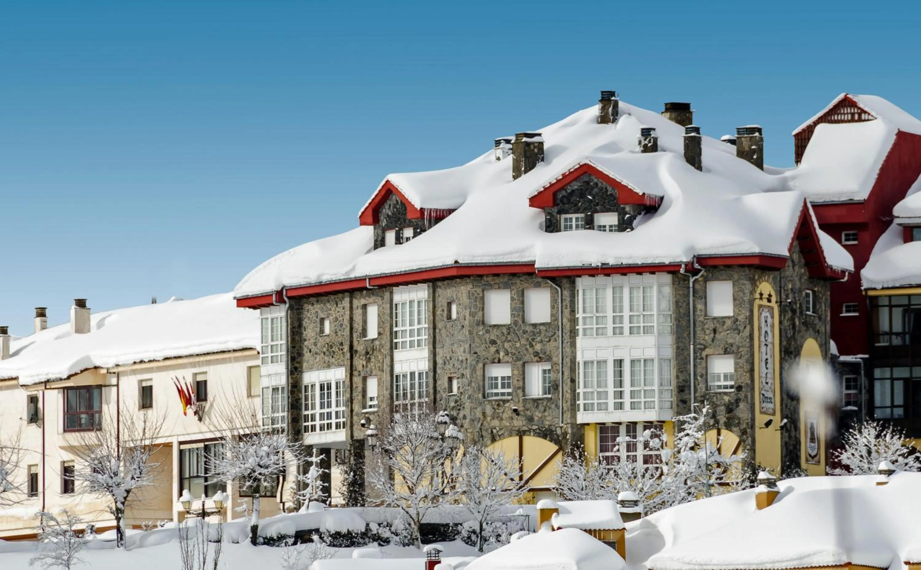 Facade/entrance in Hotel Presa