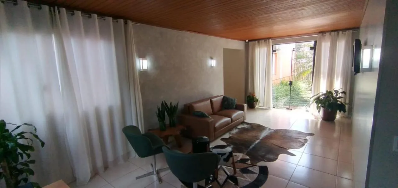 Seating area in Hotel D'Nápoles