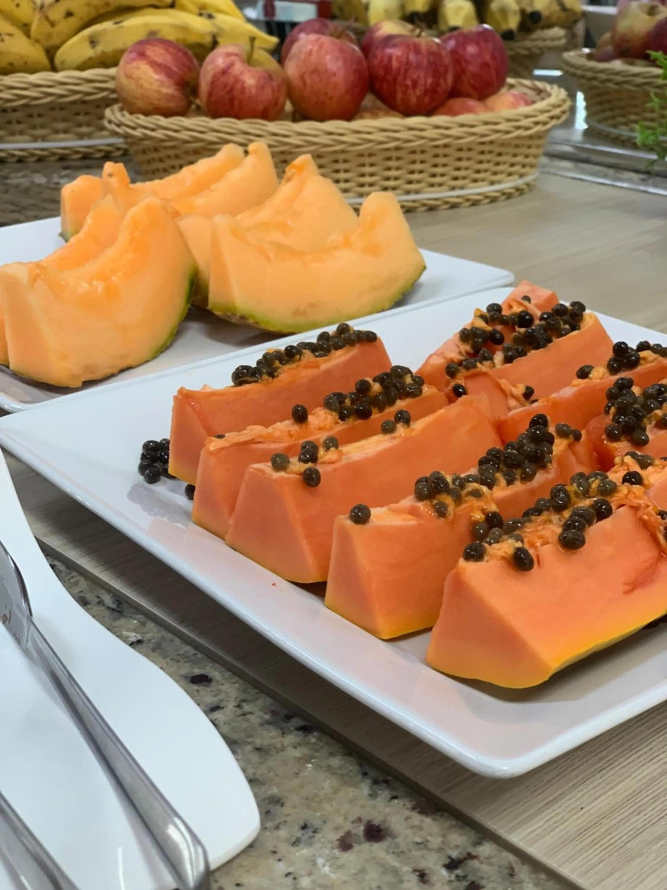 Buffet breakfast in Hotel D'Nápoles