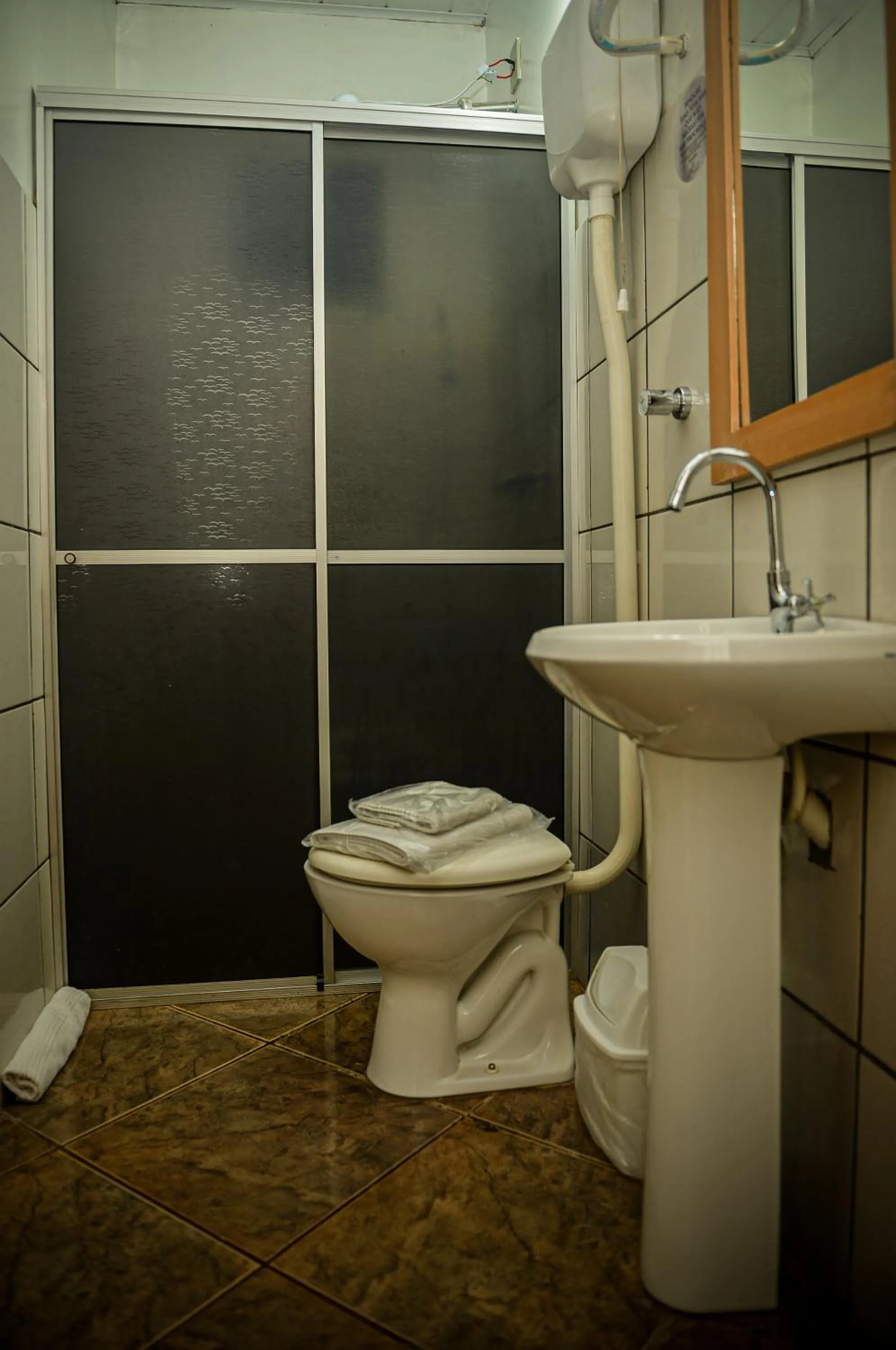 Bathroom in Hotel D'Nápoles