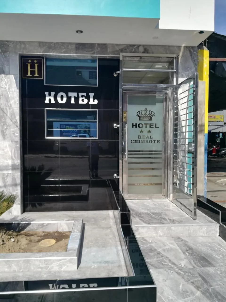 Property building in Hotel Real Chimbote