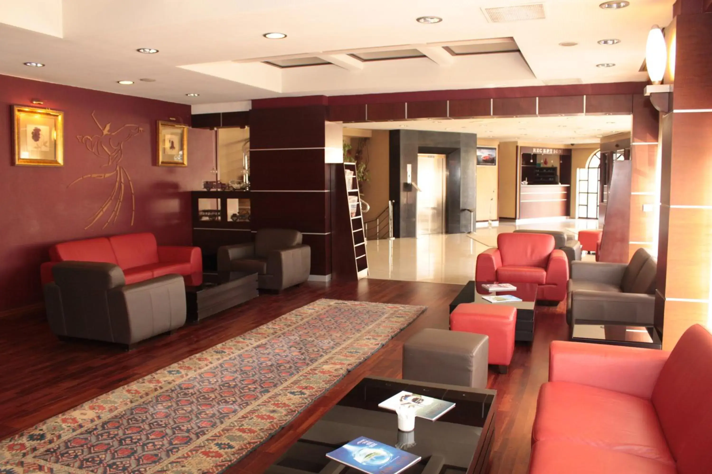 Lobby or reception, Lounge/Bar in Rumi Hotel