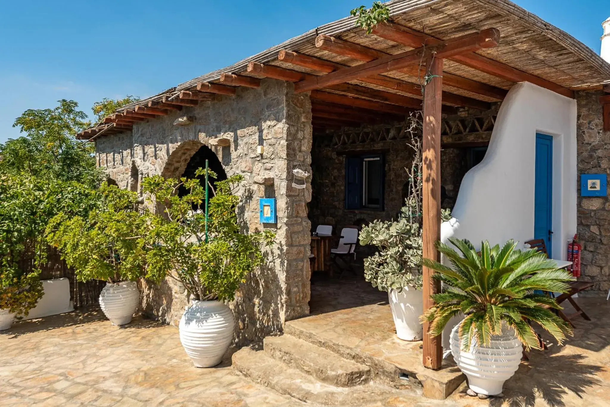 Apartment with Garden View in Mykonian Iros Suites & Villas Apartment with Garden View in Mykonian Iros Suites & Villas