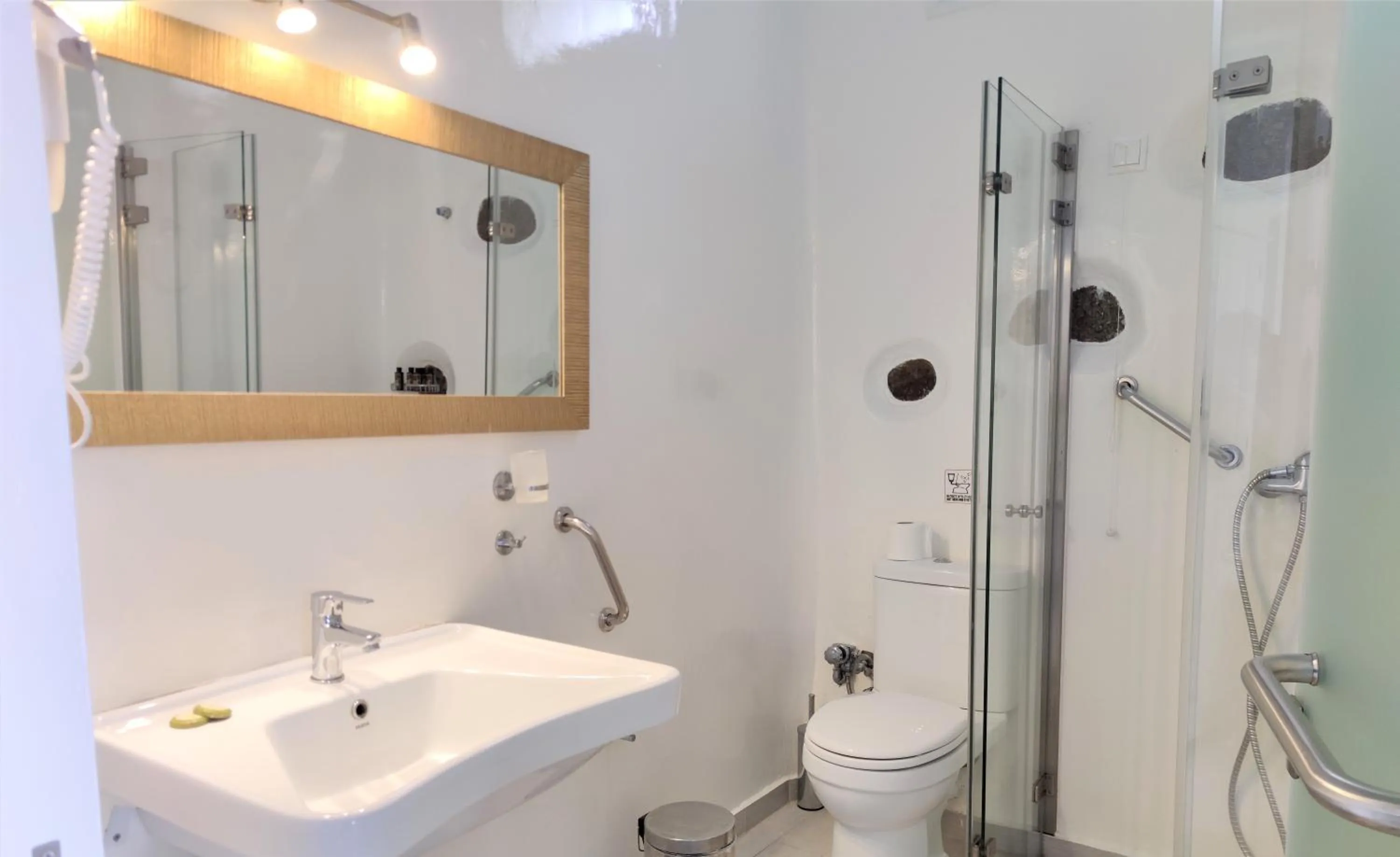 Shower in Mykonian Iros Suites & Villas