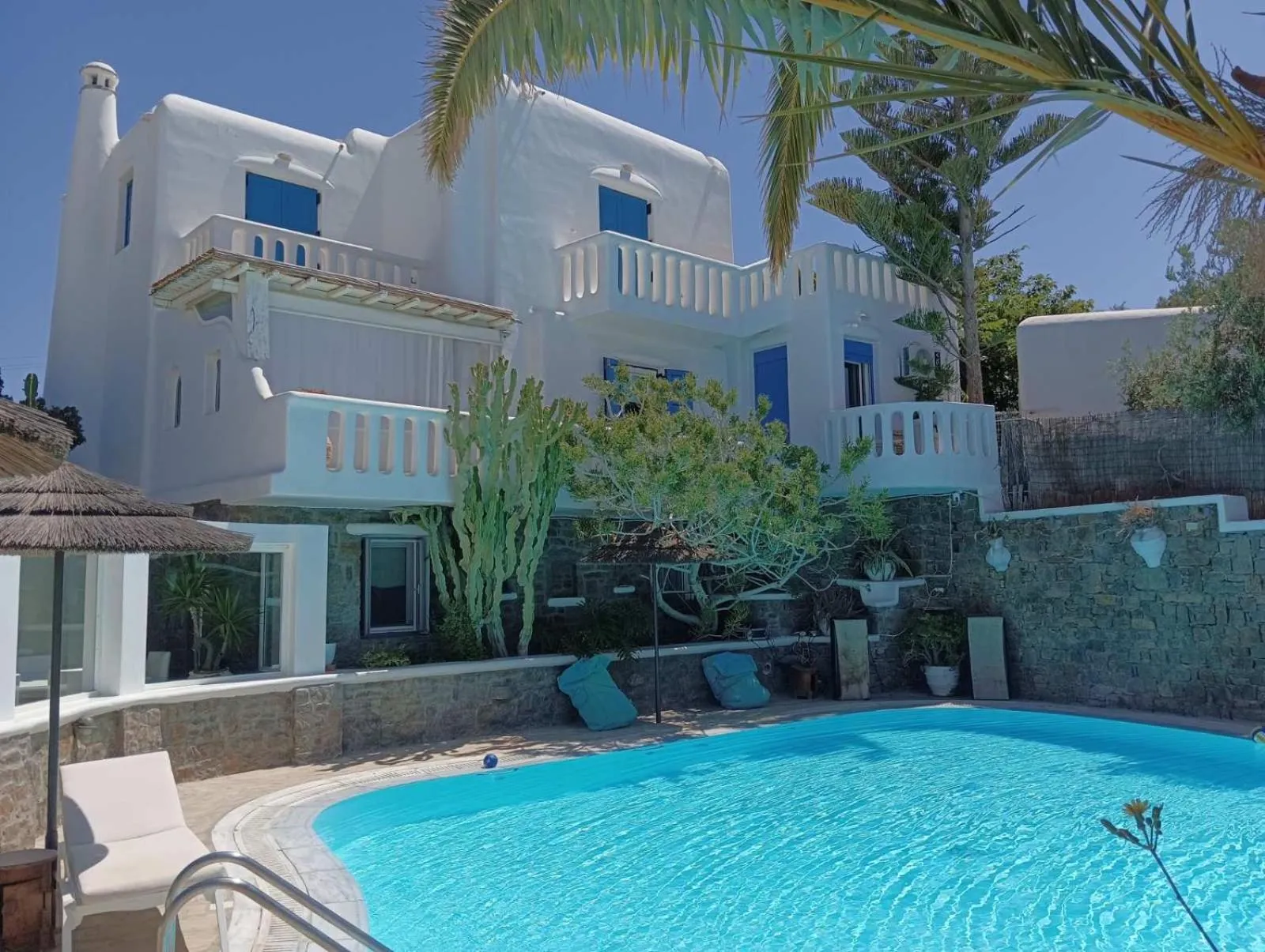 Mykonian Iros Suites & Villas