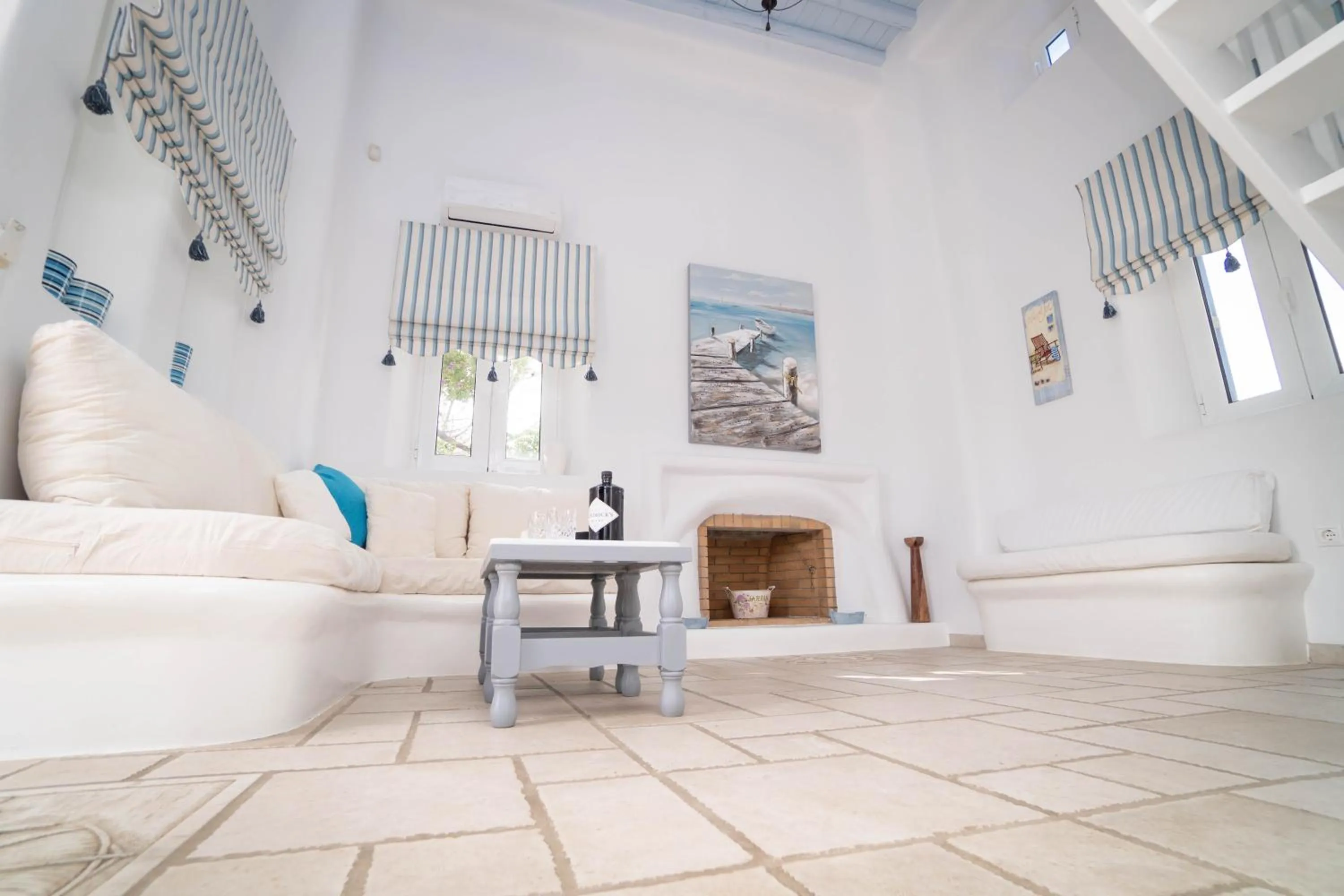 Coffee/tea facilities in Mykonian Iros Suites & Villas