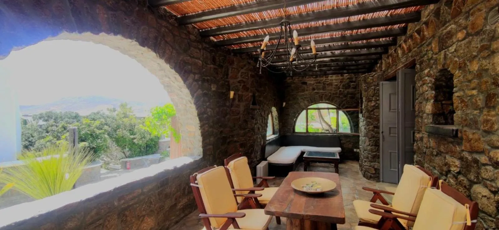 Mykonian Iros Suites & Villas