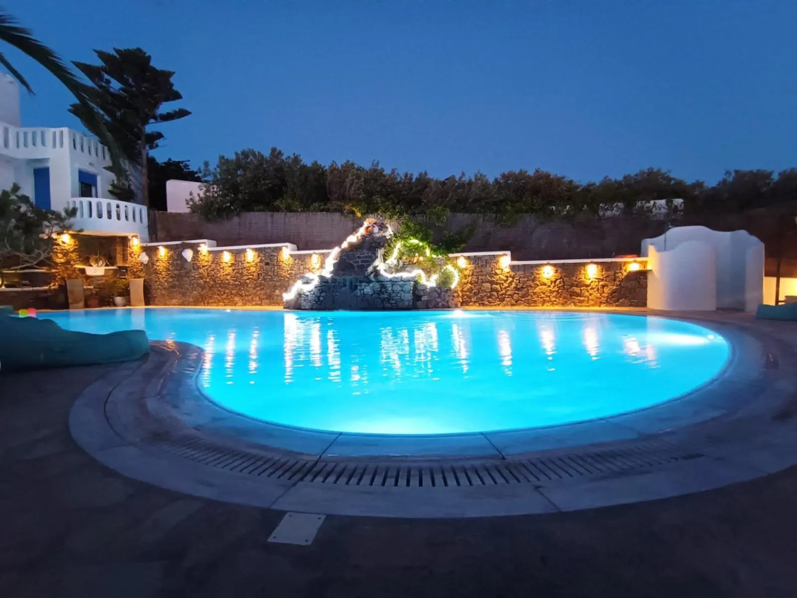 Mykonian Iros Suites & Villas