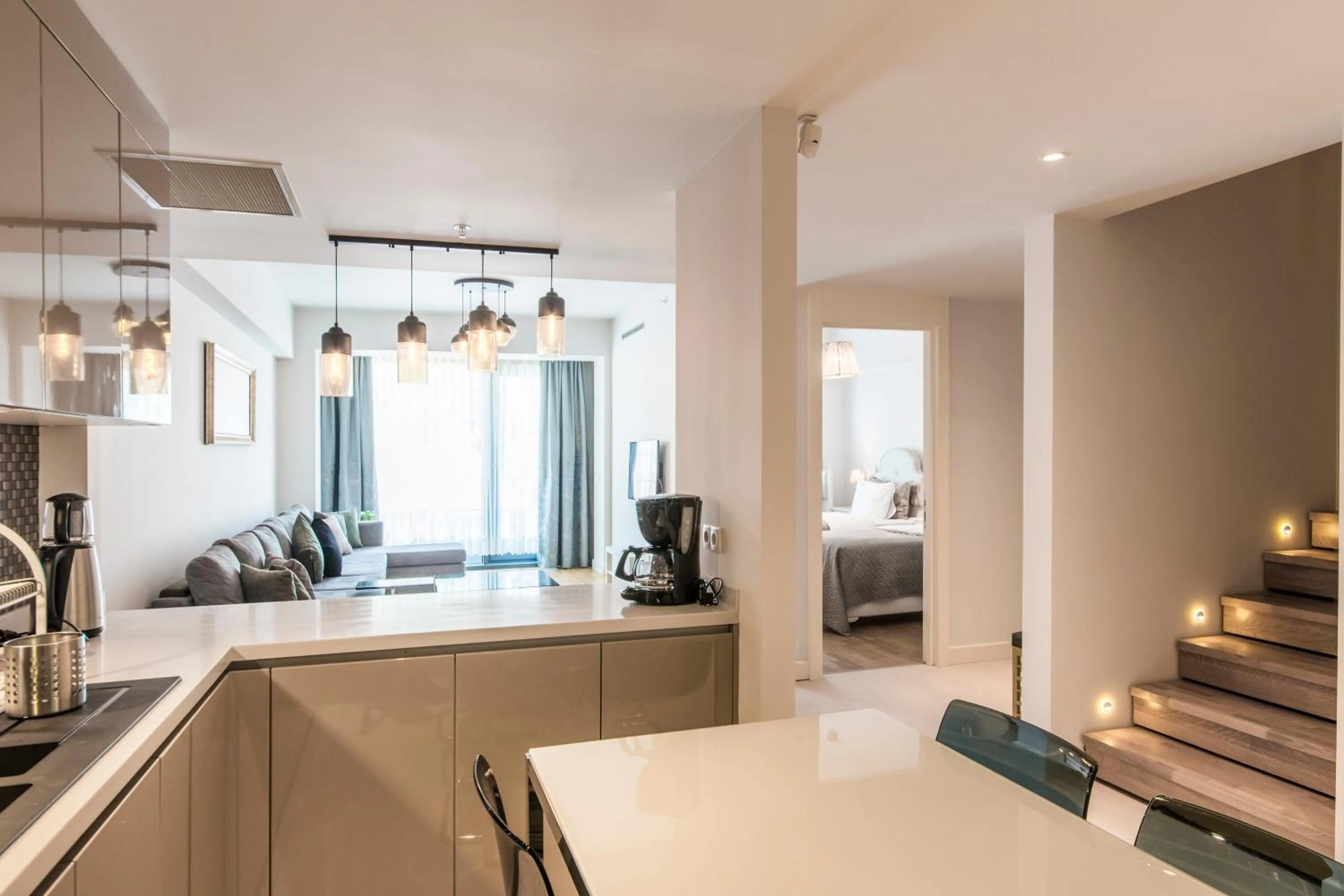 Kitchen or kitchenette, Bed in Classy Suite Taksim