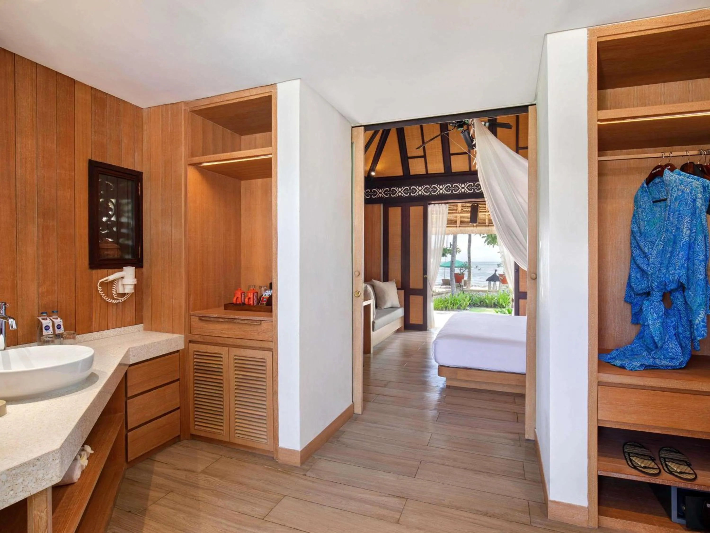 Bedroom, Bed in Novotel Bali Benoa