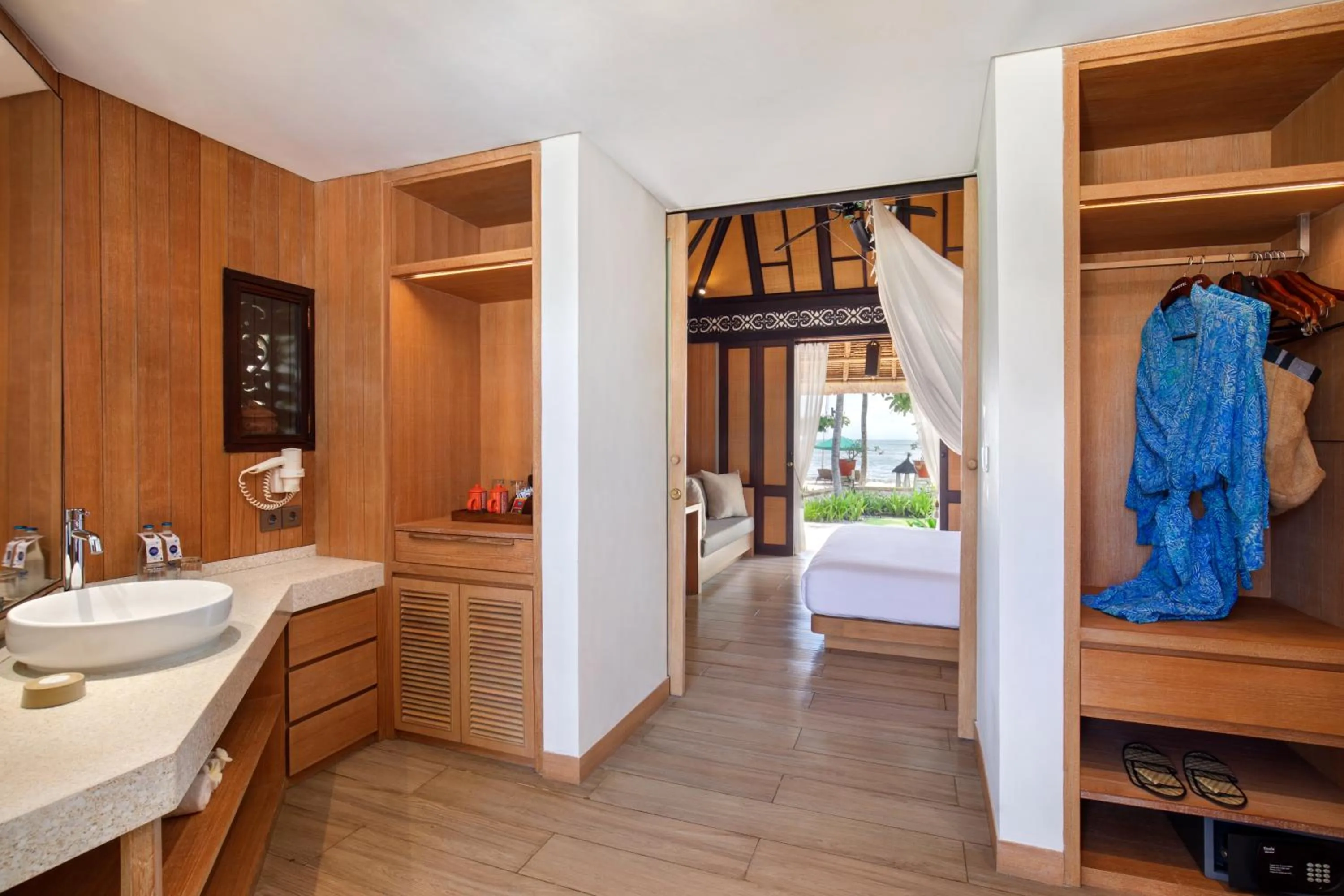 Photo of the whole room, Bed in Novotel Bali Benoa