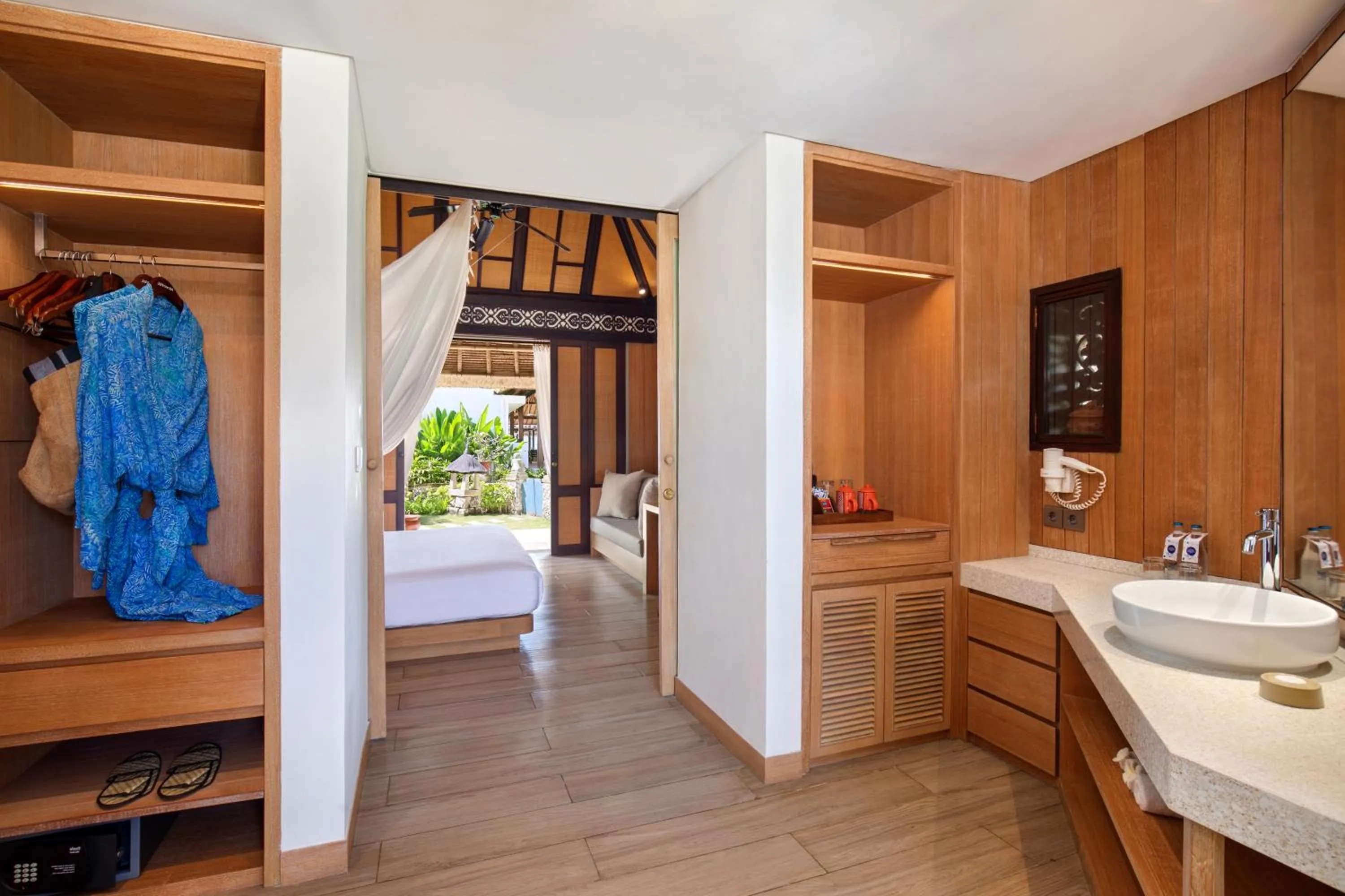 Bathroom, Bed in Novotel Bali Benoa