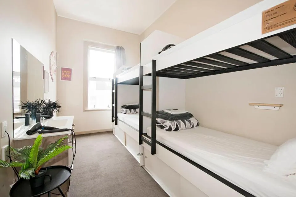 Bed in Bridge Backpackers