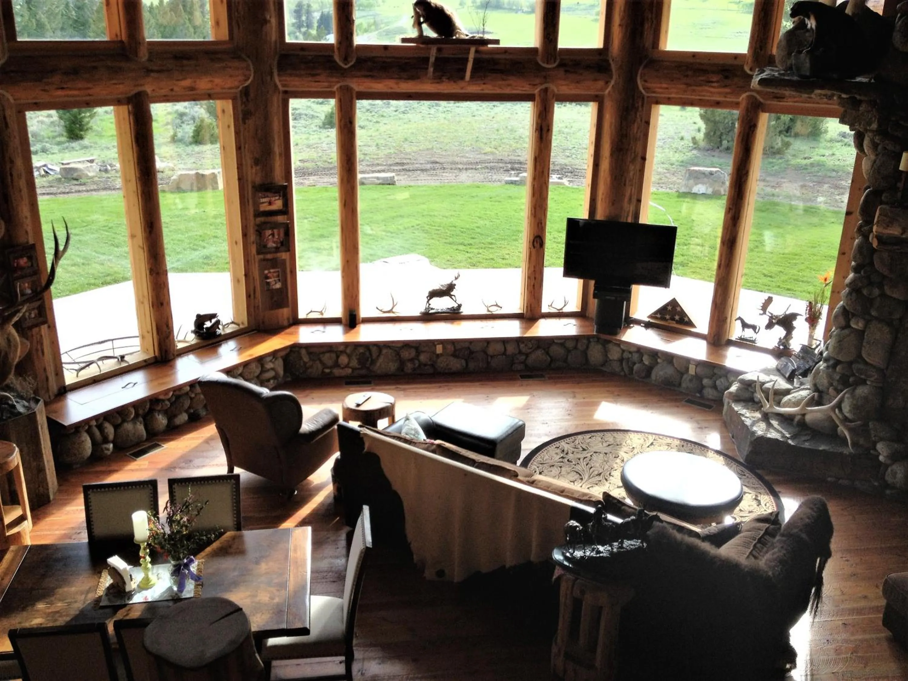 McDonald's Ranch Lodge