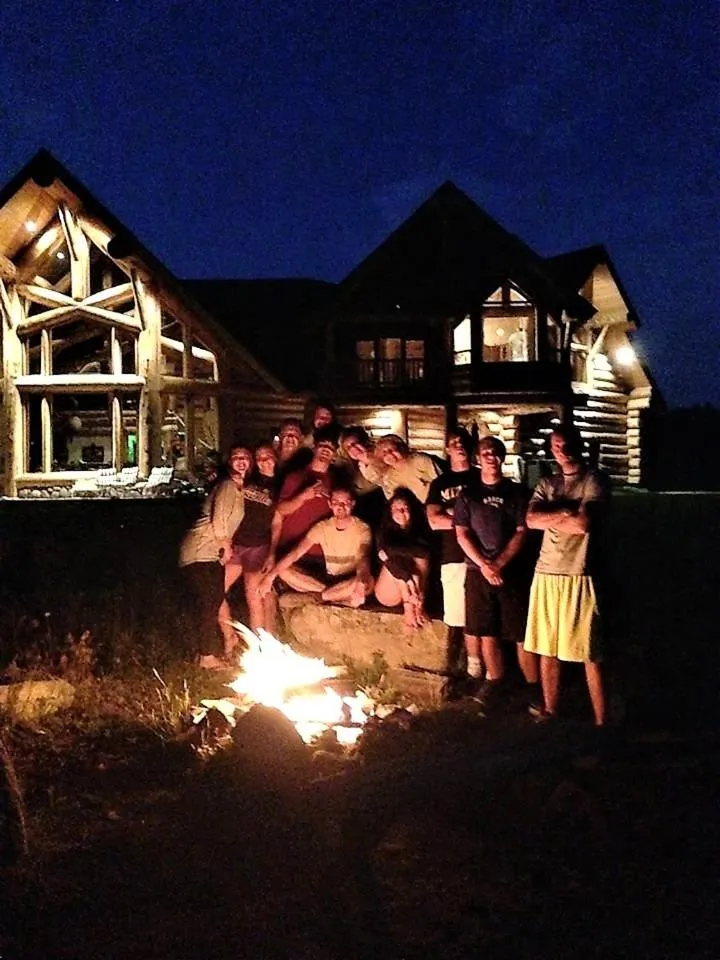 McDonald's Ranch Lodge