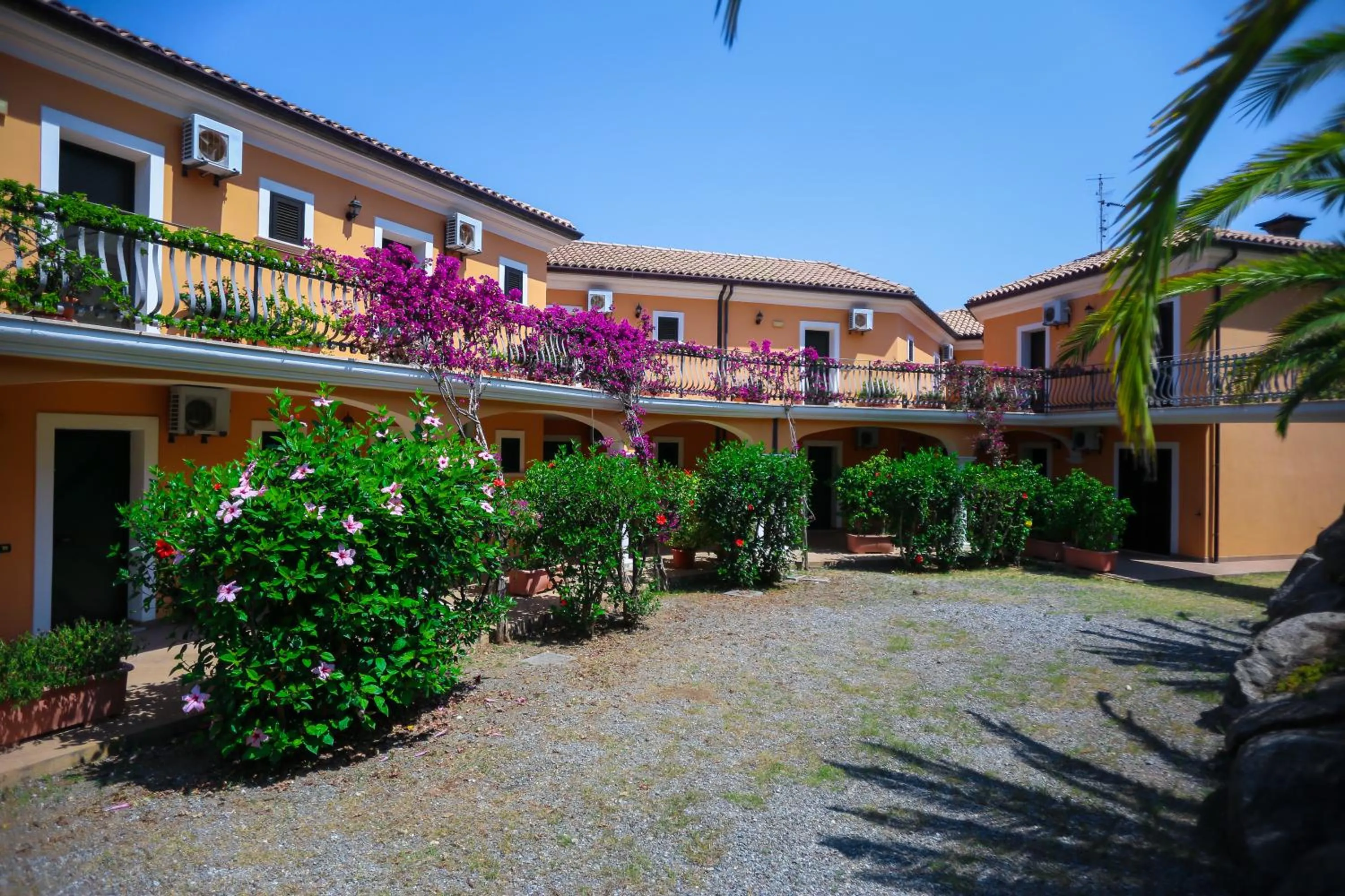 Garden view in Villaggio Hotel Lido San Giuseppe
