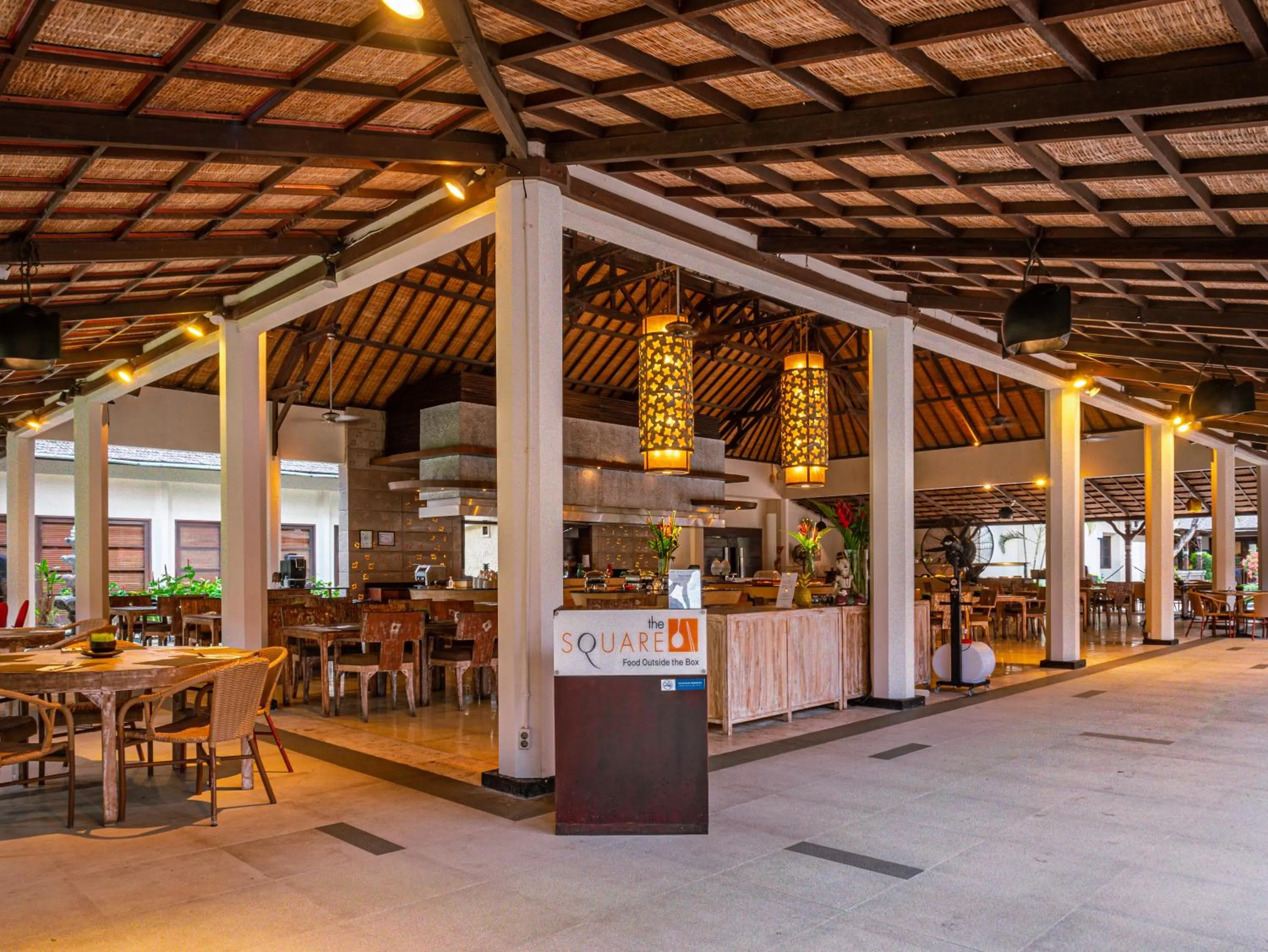 Restaurant/places to eat in Novotel Bali Nusa Dua