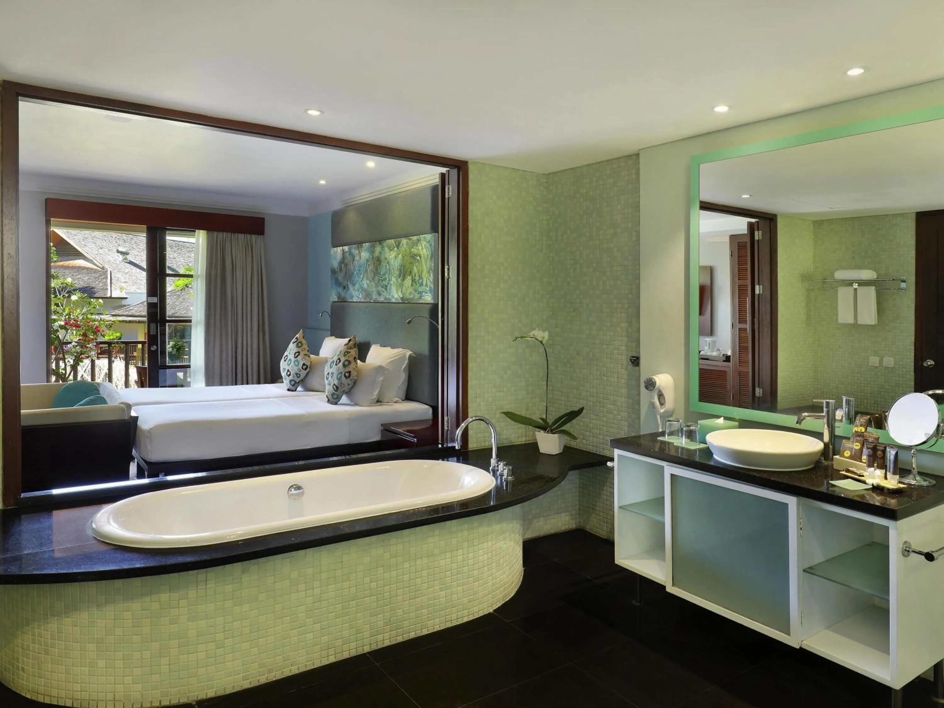 Deluxe Twin Room with Balcony and View in Novotel Bali Nusa Dua