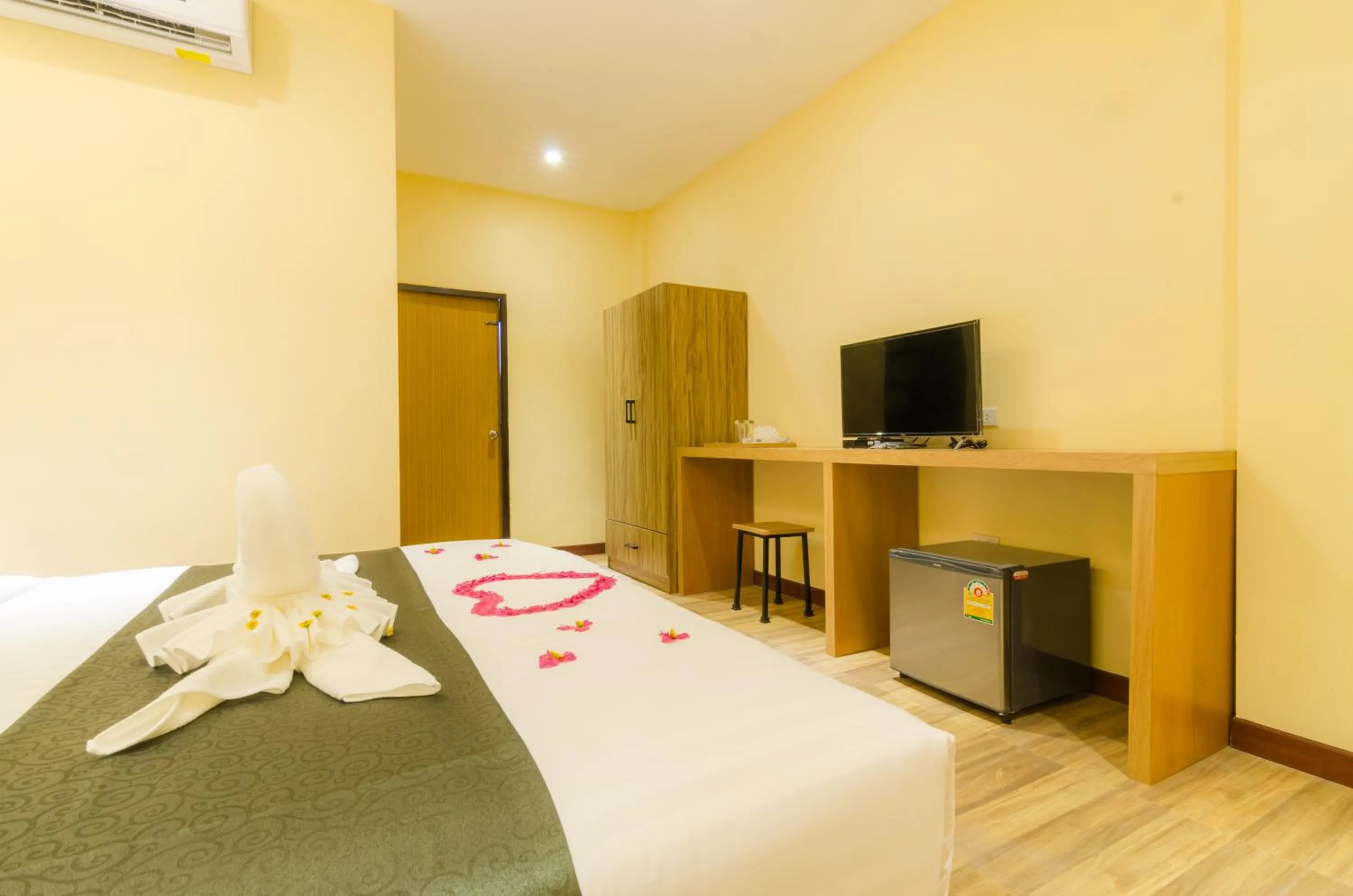 Bed in My Living Place Nathon