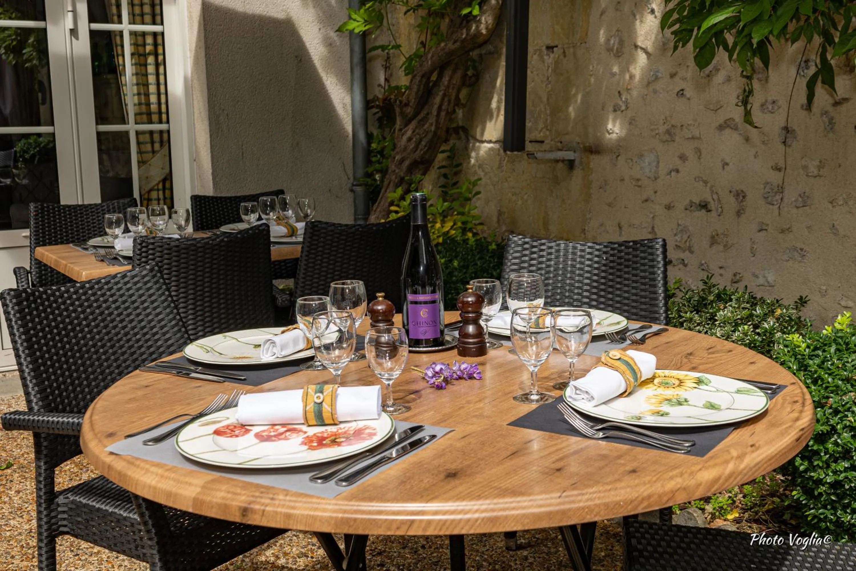 Restaurant/places to eat in Logis Auberge Le Colombien - Hôtel et Restaurant