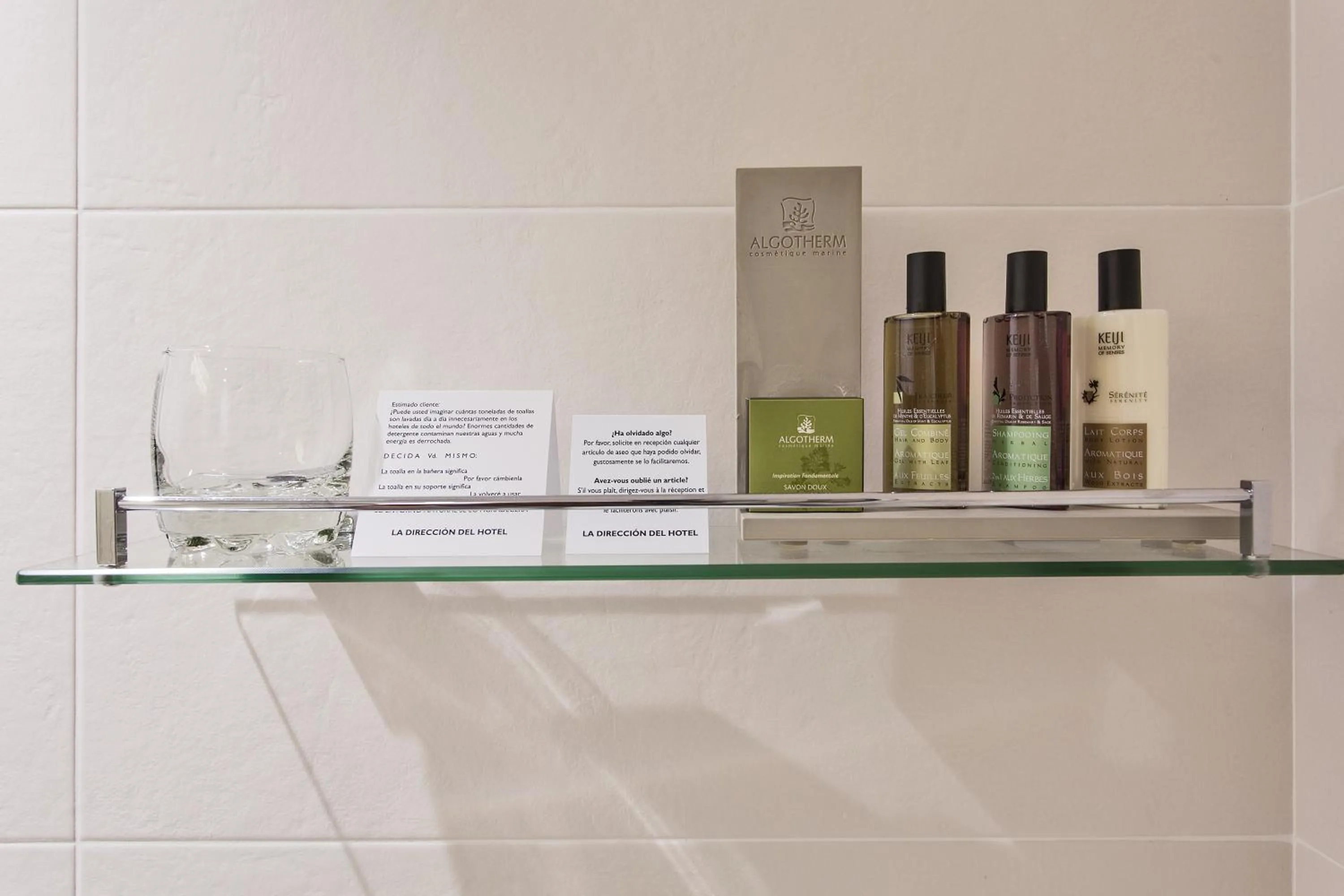 Bathroom in Hotel O Semaforo