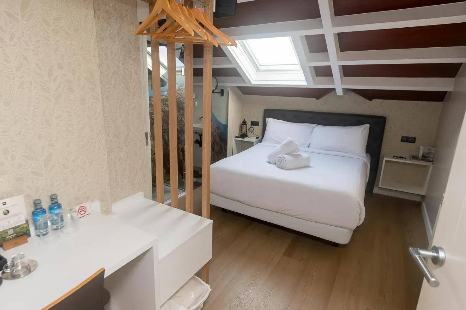 Budget Double Room in Hotel O Semaforo Budget Double Room in Hotel O Semaforo