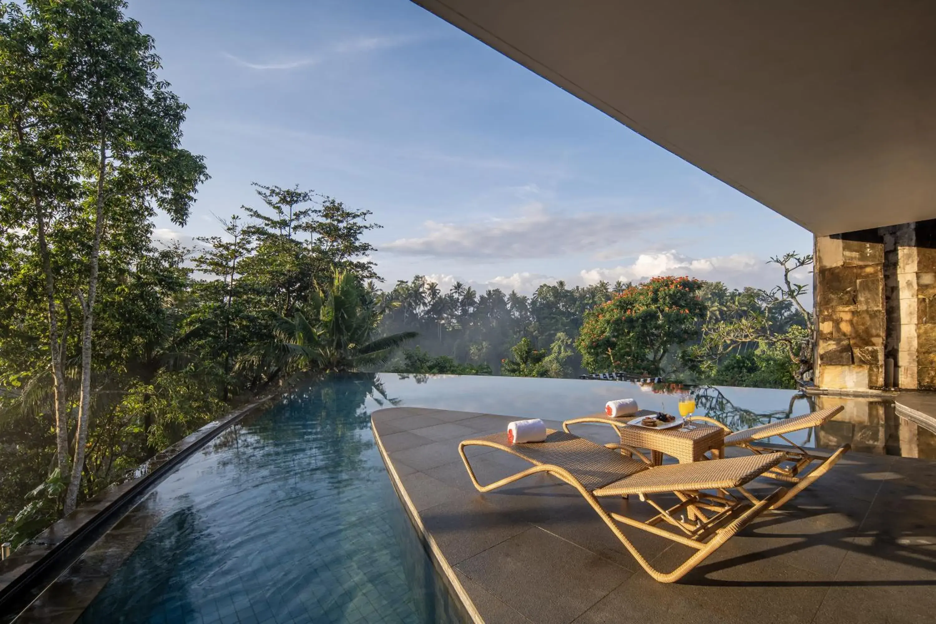 Swimming pool in Kamandalu Ubud Swimming pool in Kamandalu Ubud