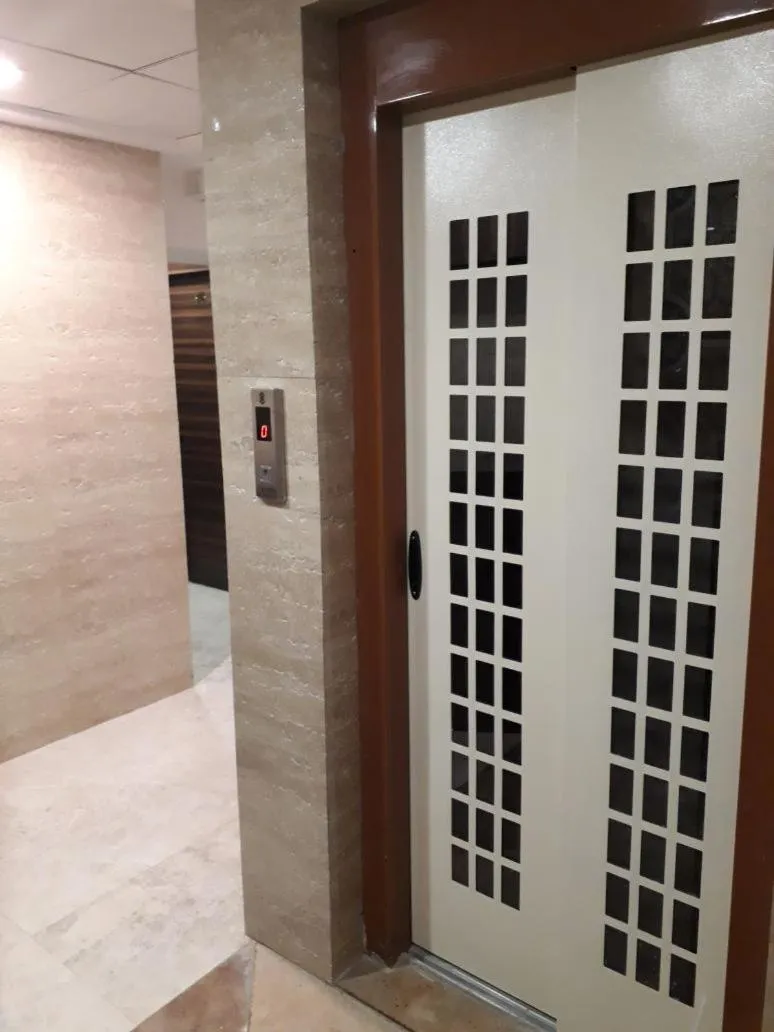 Lobby or reception in Hotel Alfa International Near Nanavati Hospital Mumbai Near Airport Mumbai Near Juhu Beach