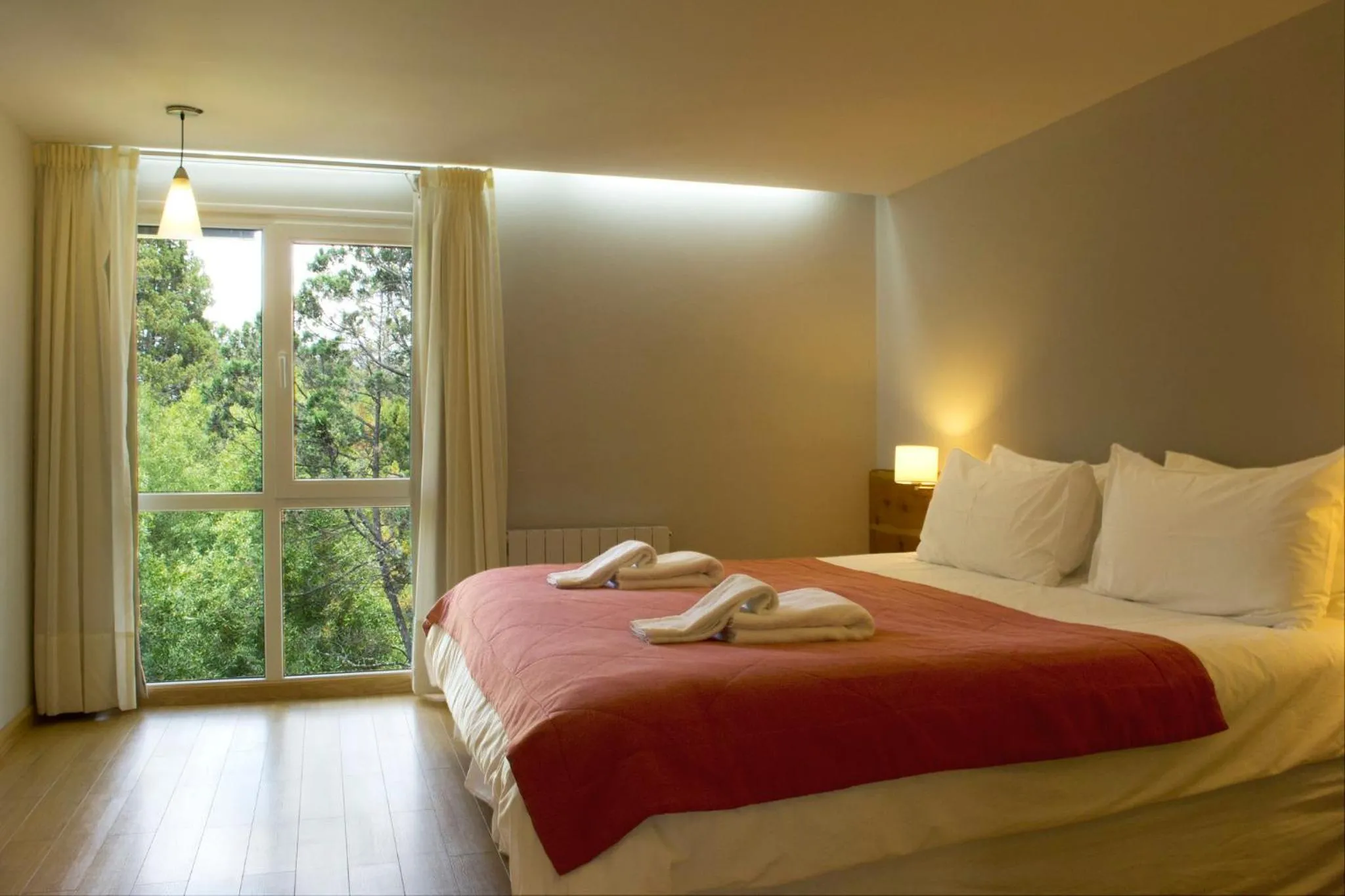 Bed in Las Nalcas Boutique Hotel & Mountain Spa