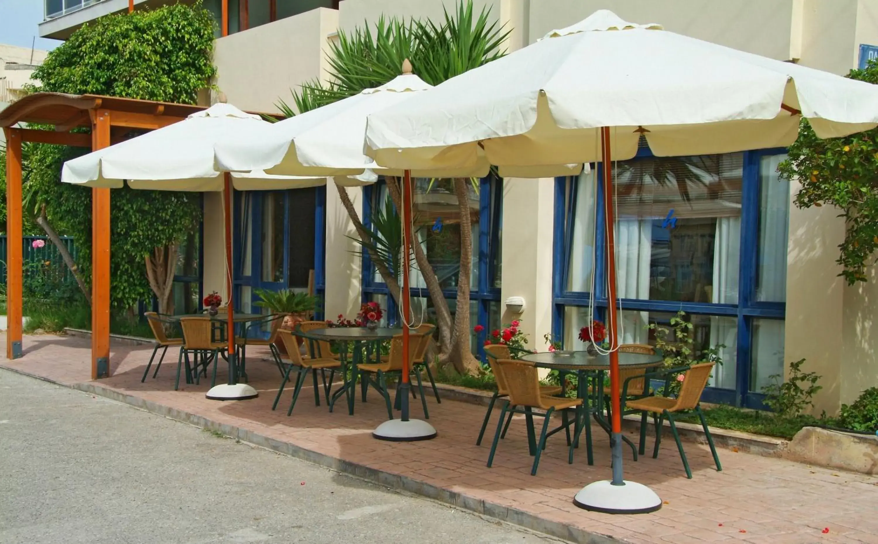 Facade/entrance in Hotel Kalafati Facade/entrance in Hotel Kalafati