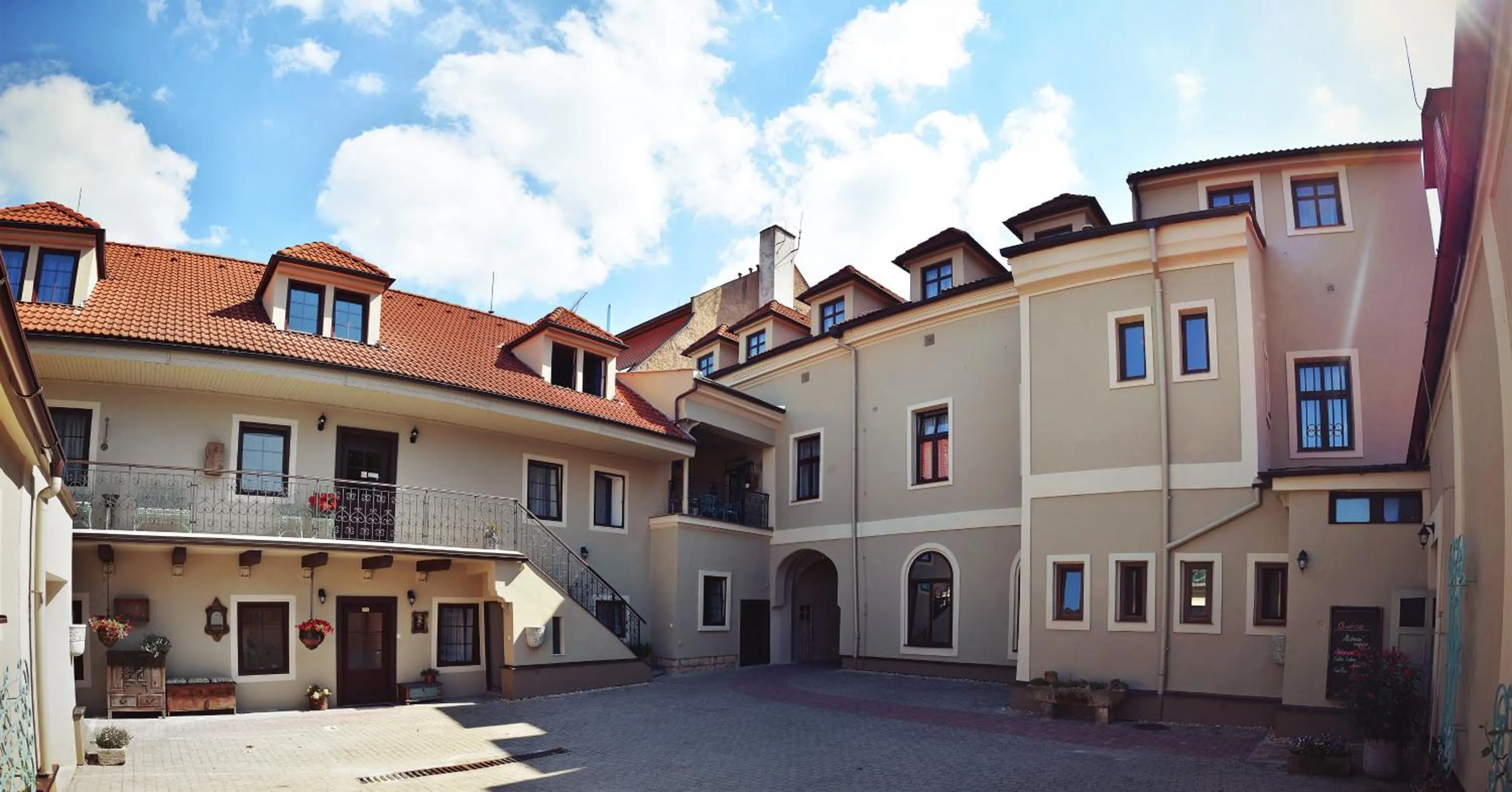 Property Building in Hotel U Hradu