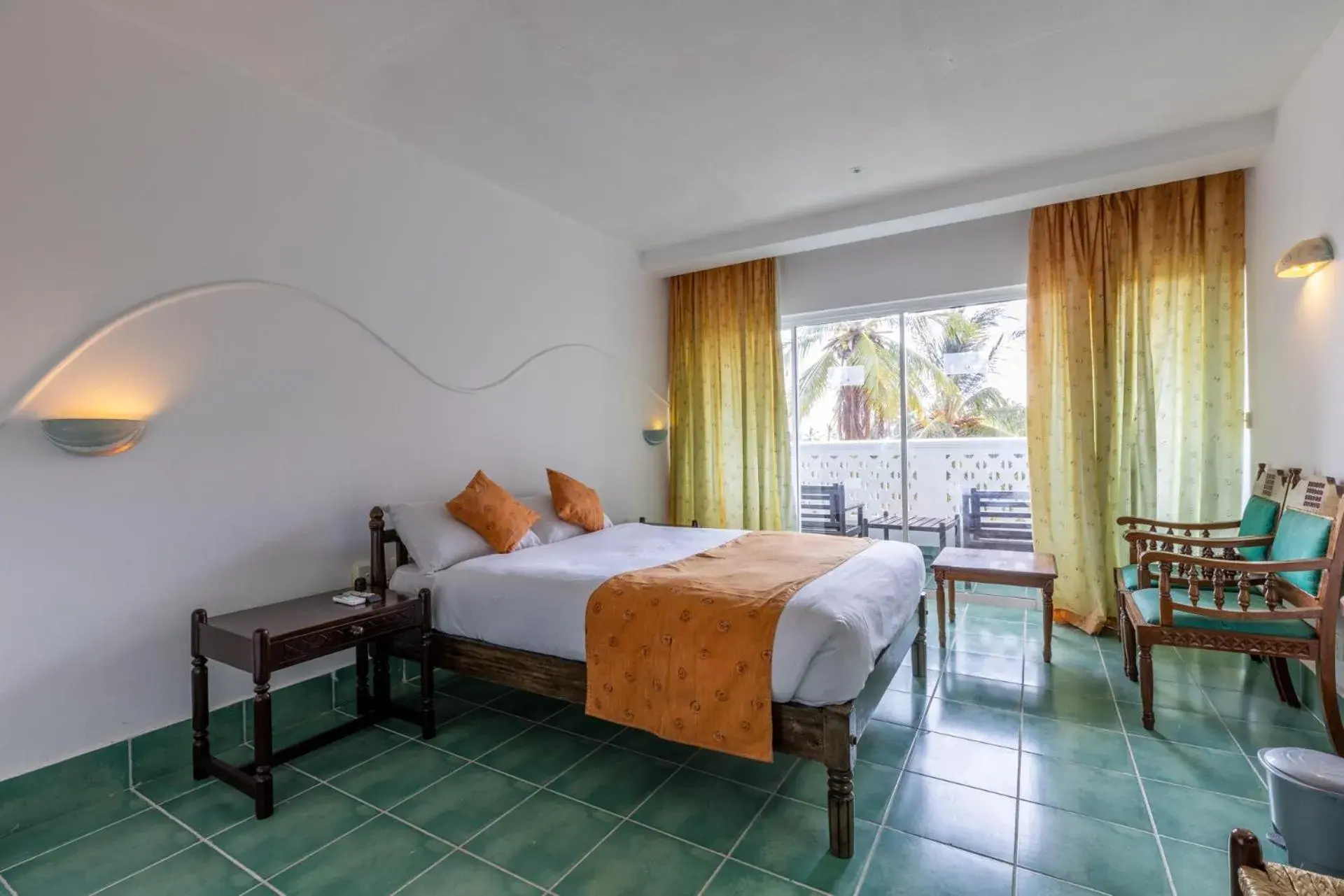 Sea view, Bed in Sun N Sand Beach Resort Sea view, Bed in Sun N Sand Beach Resort