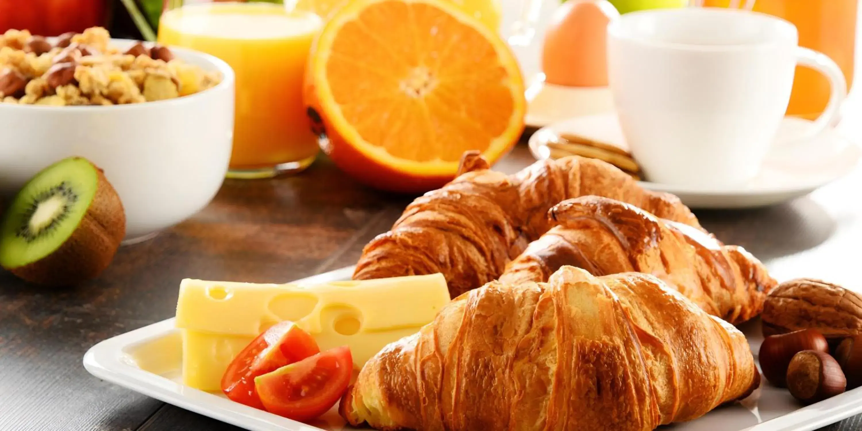 Breakfast in Sun N Sand Beach Resort Breakfast in Sun N Sand Beach Resort