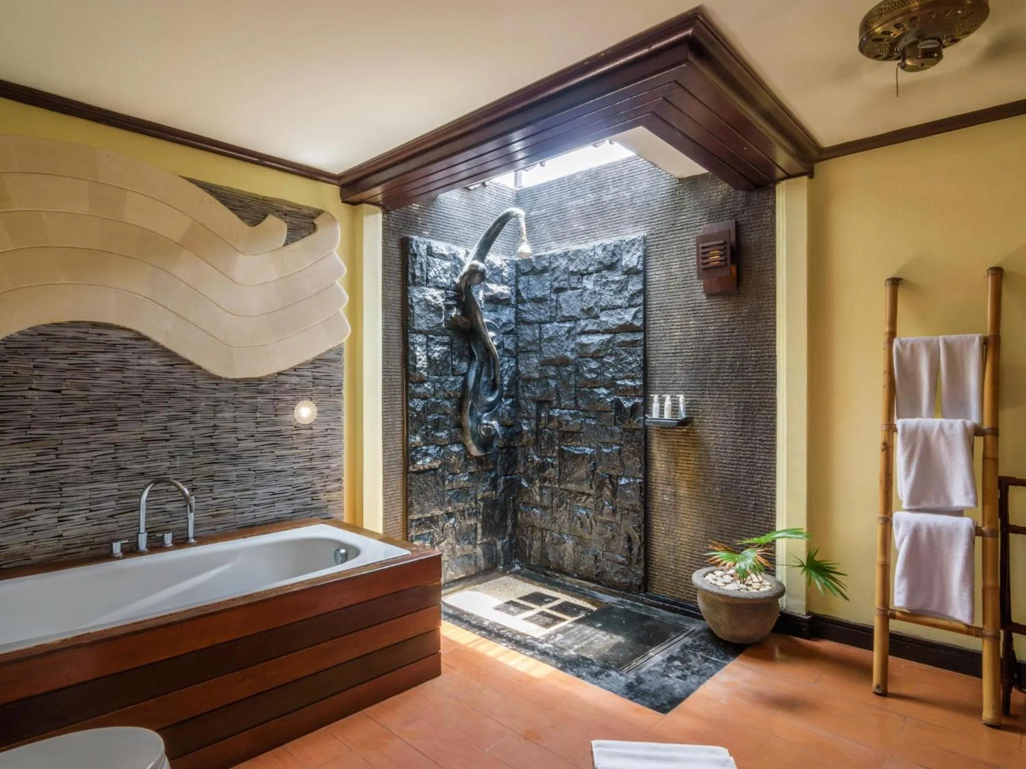 Shower in The Bali Dream Villa Seminyak