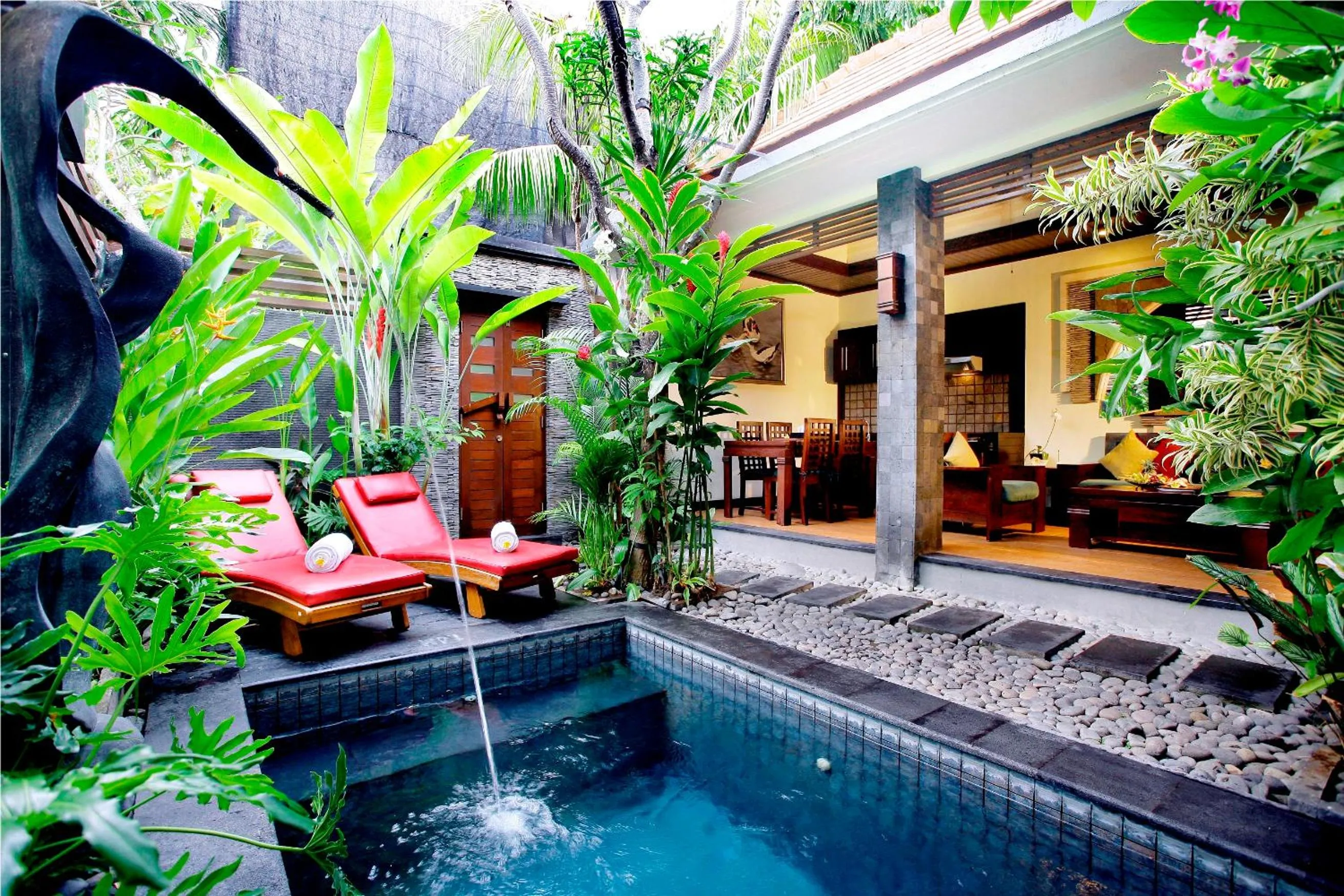 Garden in The Bali Dream Villa Seminyak