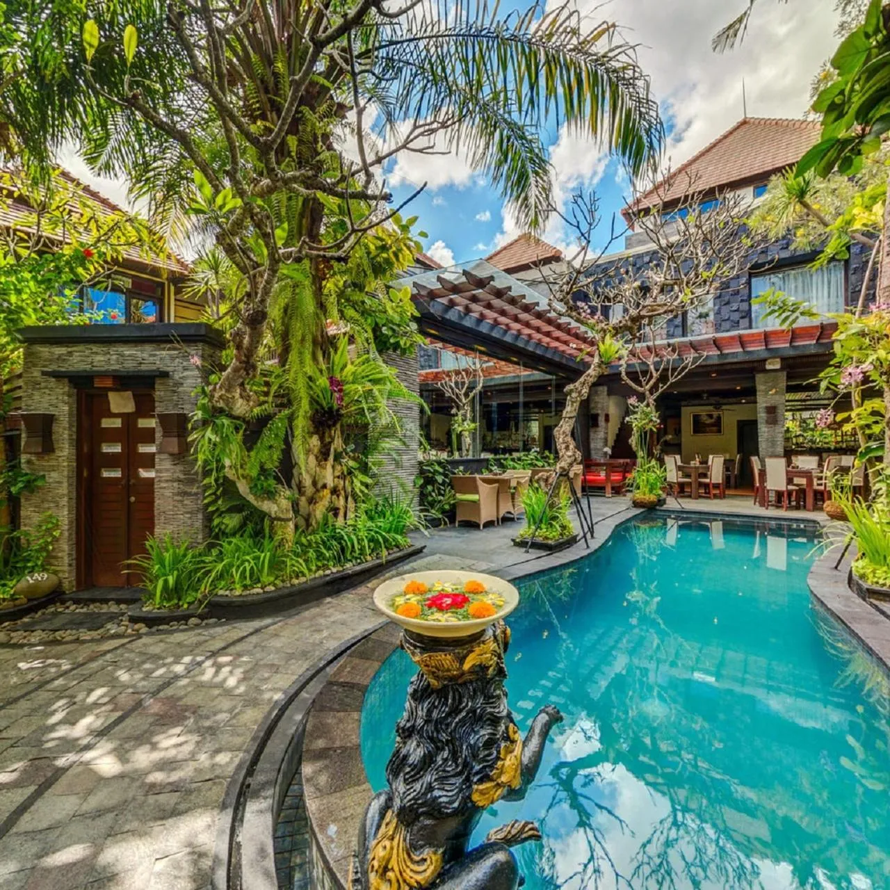 Swimming pool in The Bali Dream Villa Seminyak