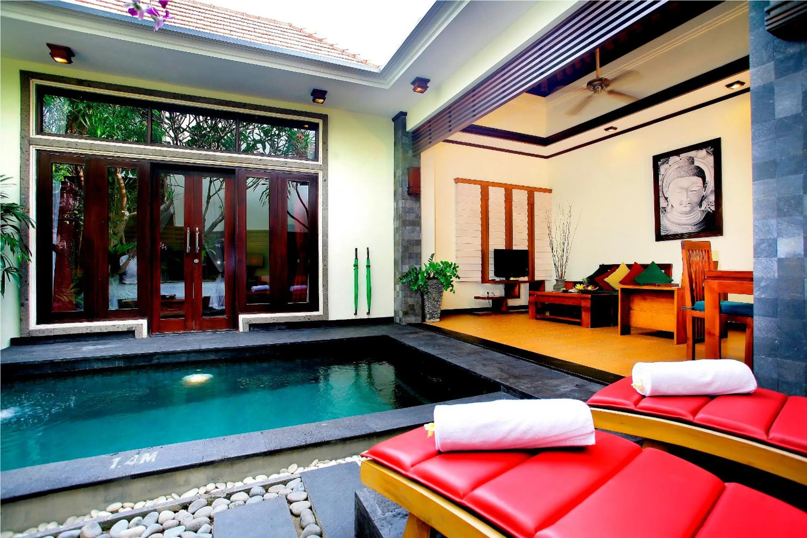 Area and facilities in The Bali Dream Villa Seminyak
