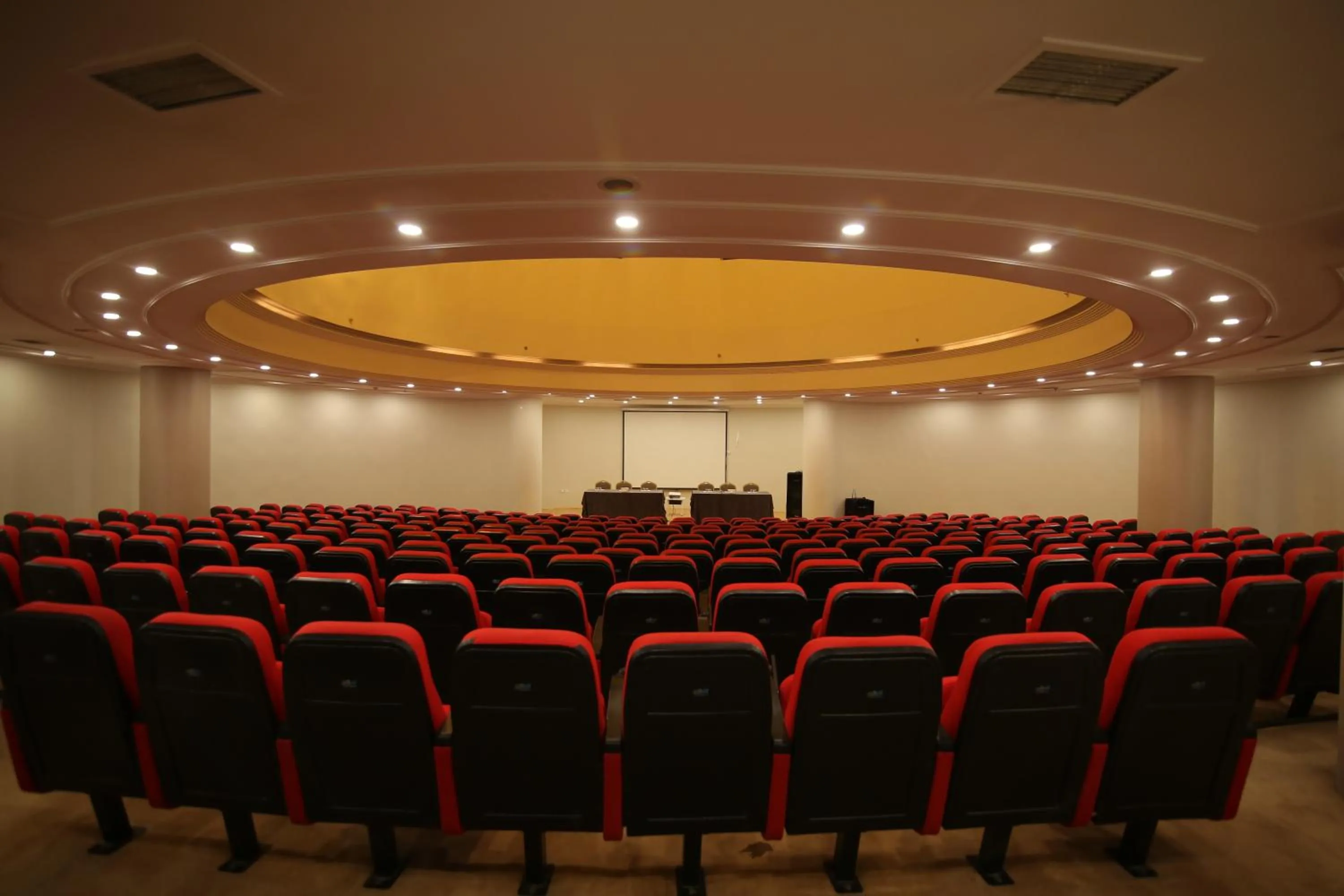 Meeting/conference room in Hotel Excellence Inn