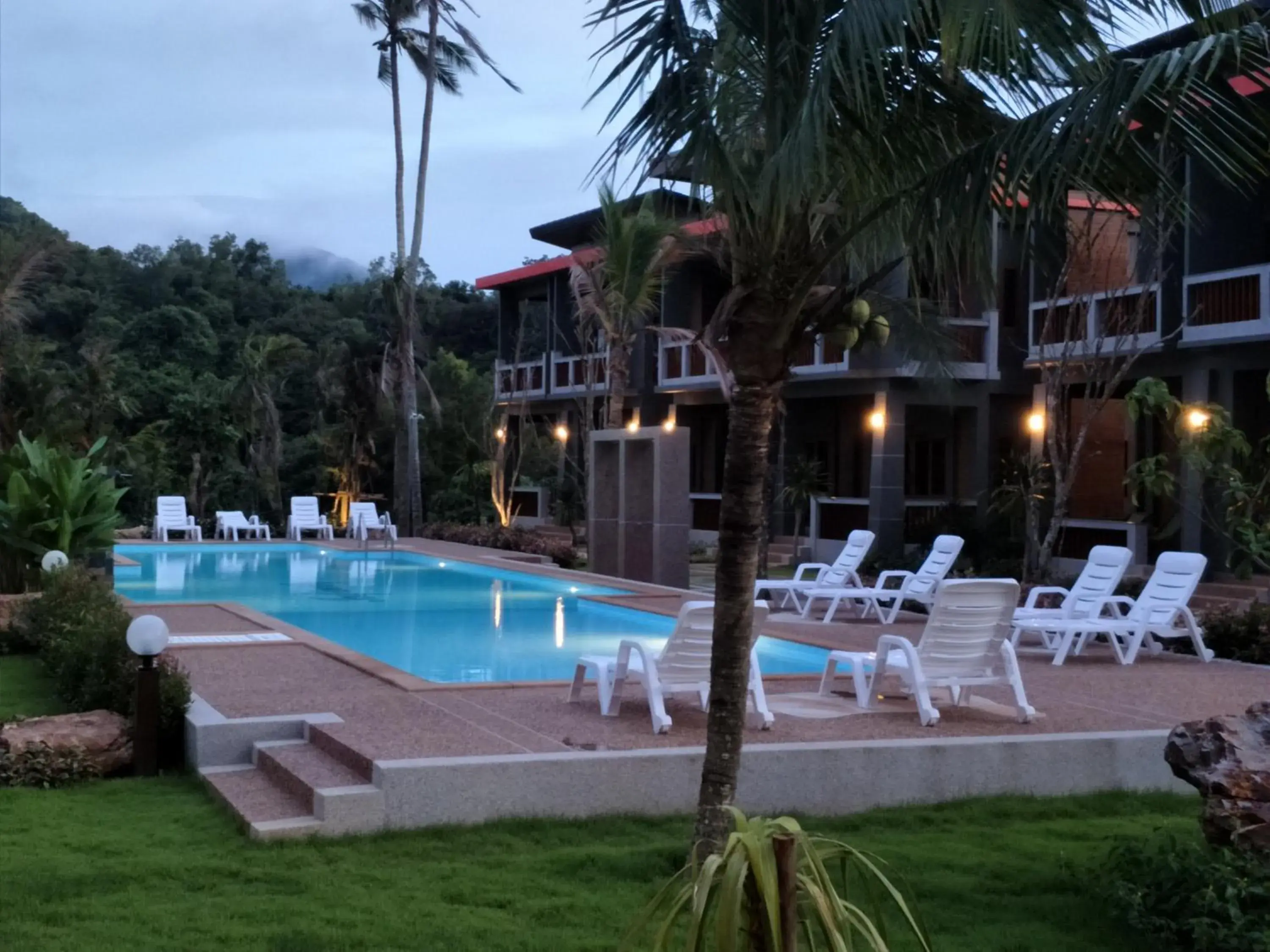 Swimming pool in Lanta Infinity Resort - SHA Extra Plus Swimming pool in Lanta Infinity Resort - SHA Extra Plus