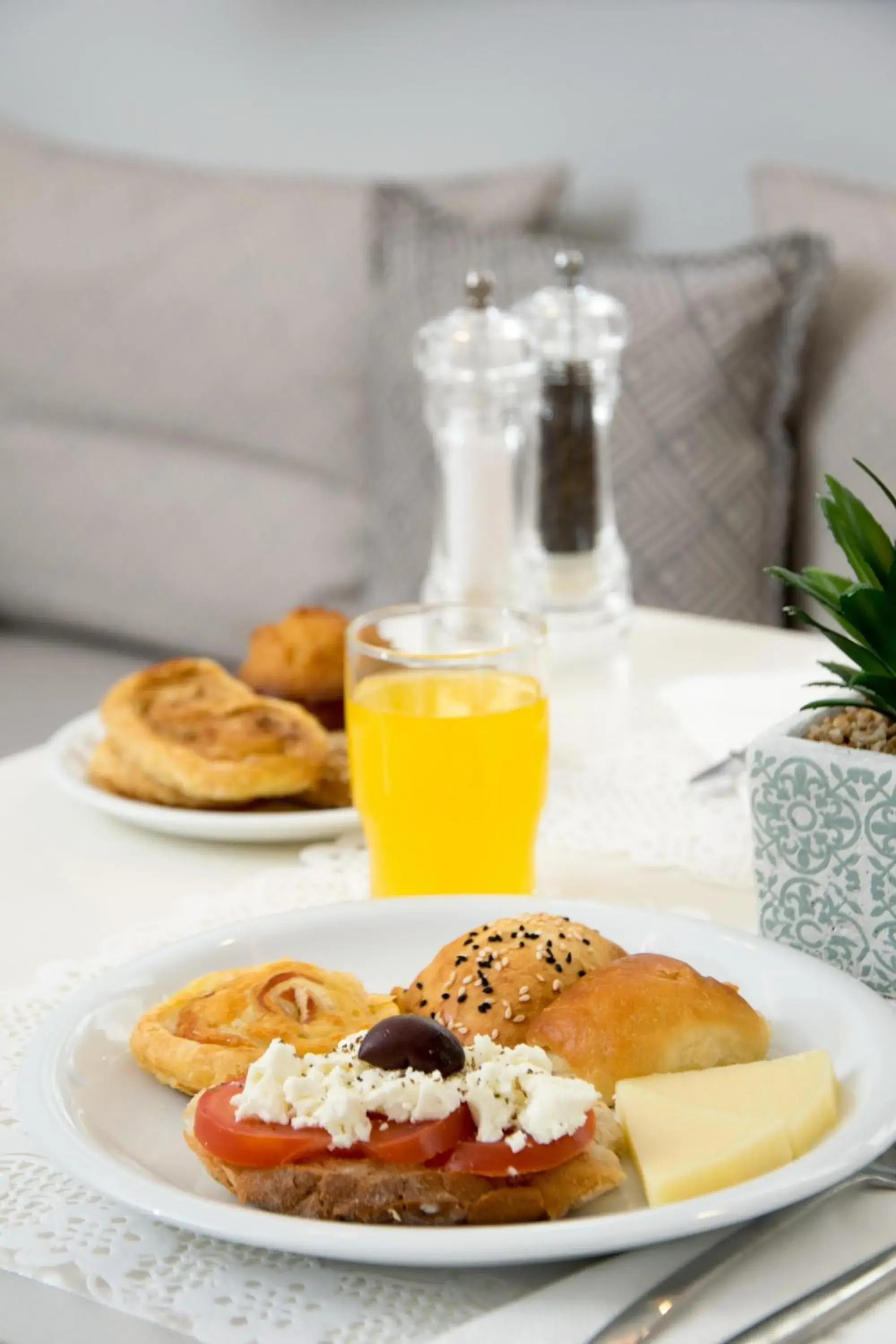 Breakfast in Georgia Mare Breakfast in Georgia Mare