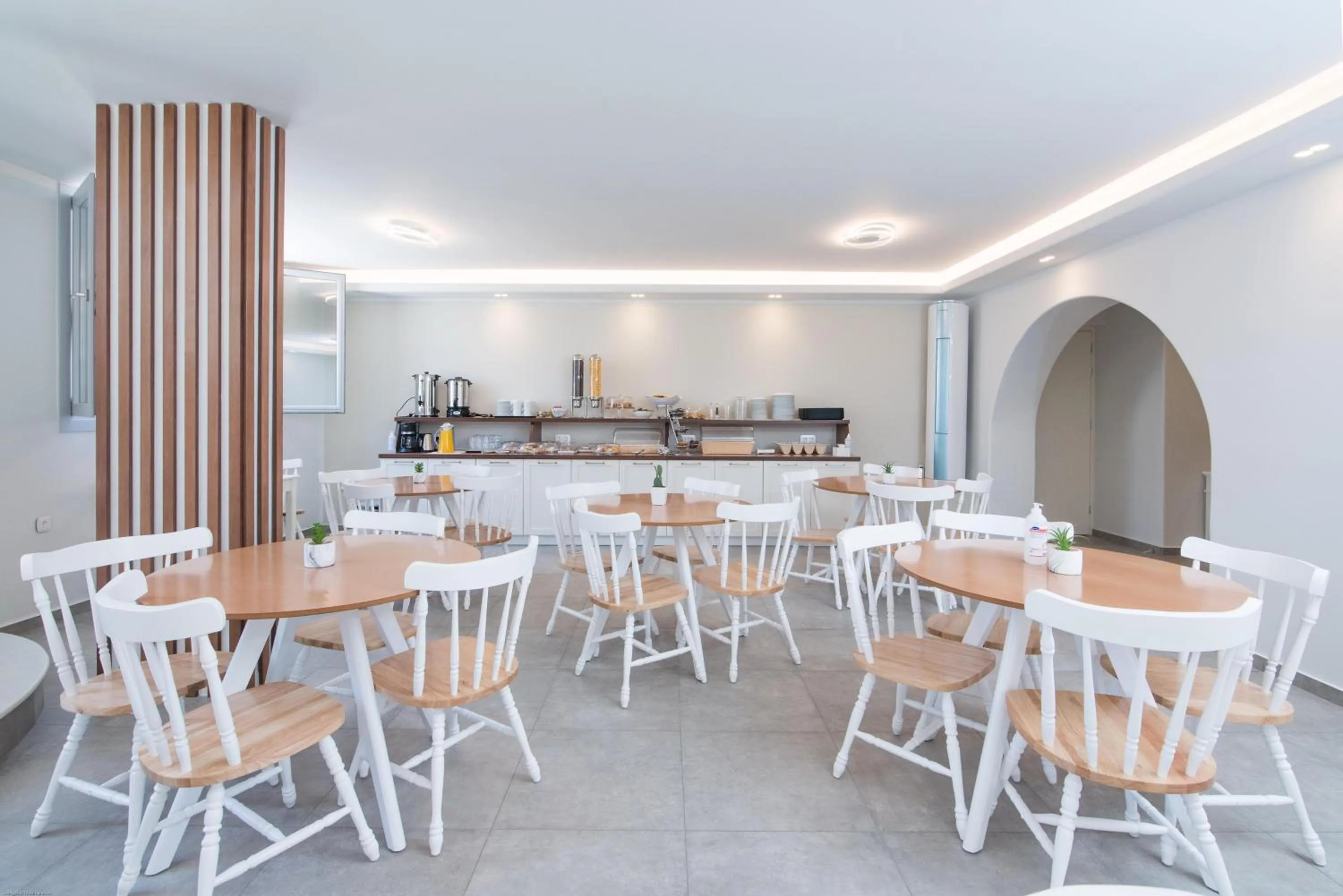 Restaurant/places to eat in Georgia Mare