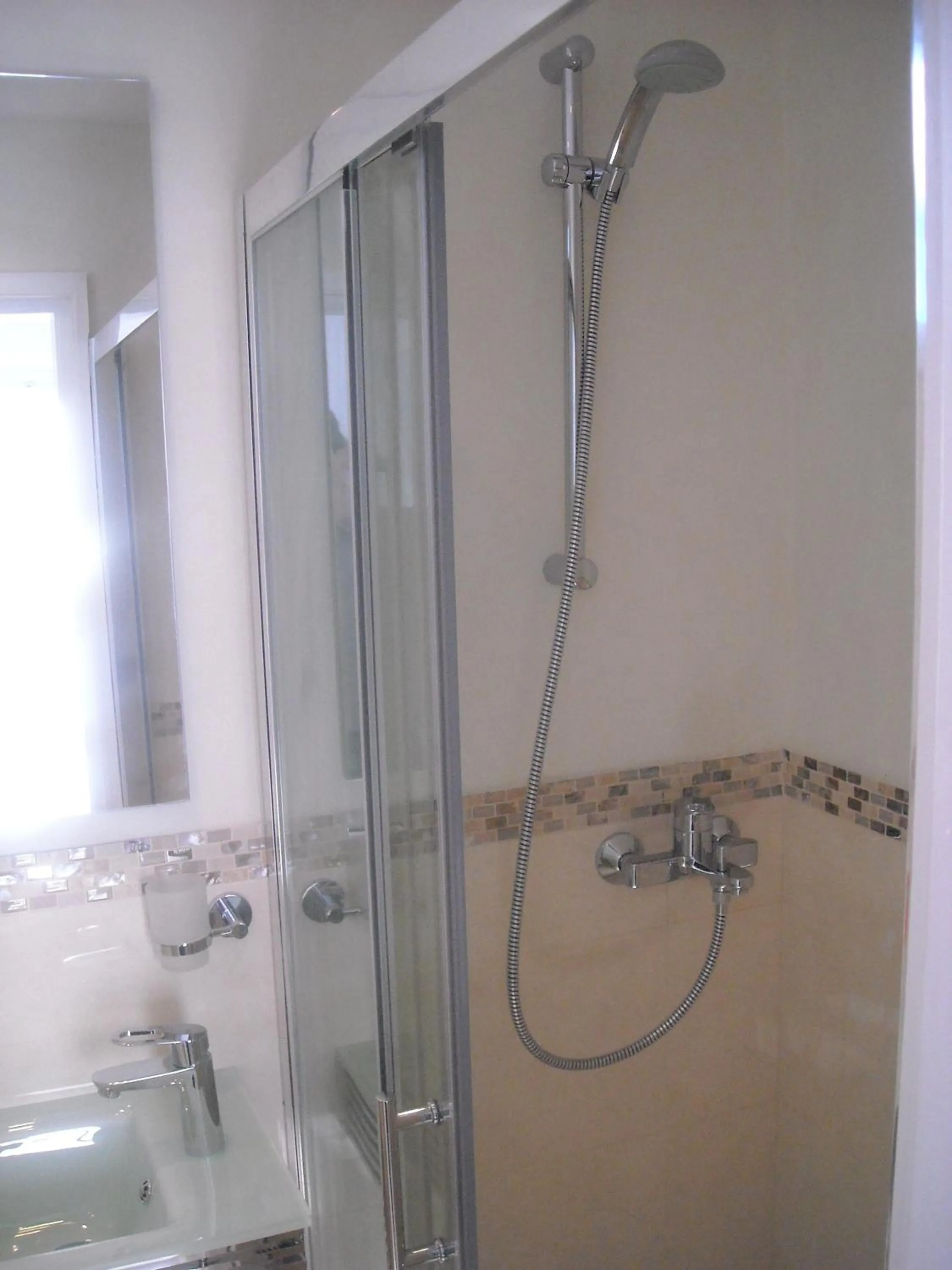 Shower in Georgia Mare