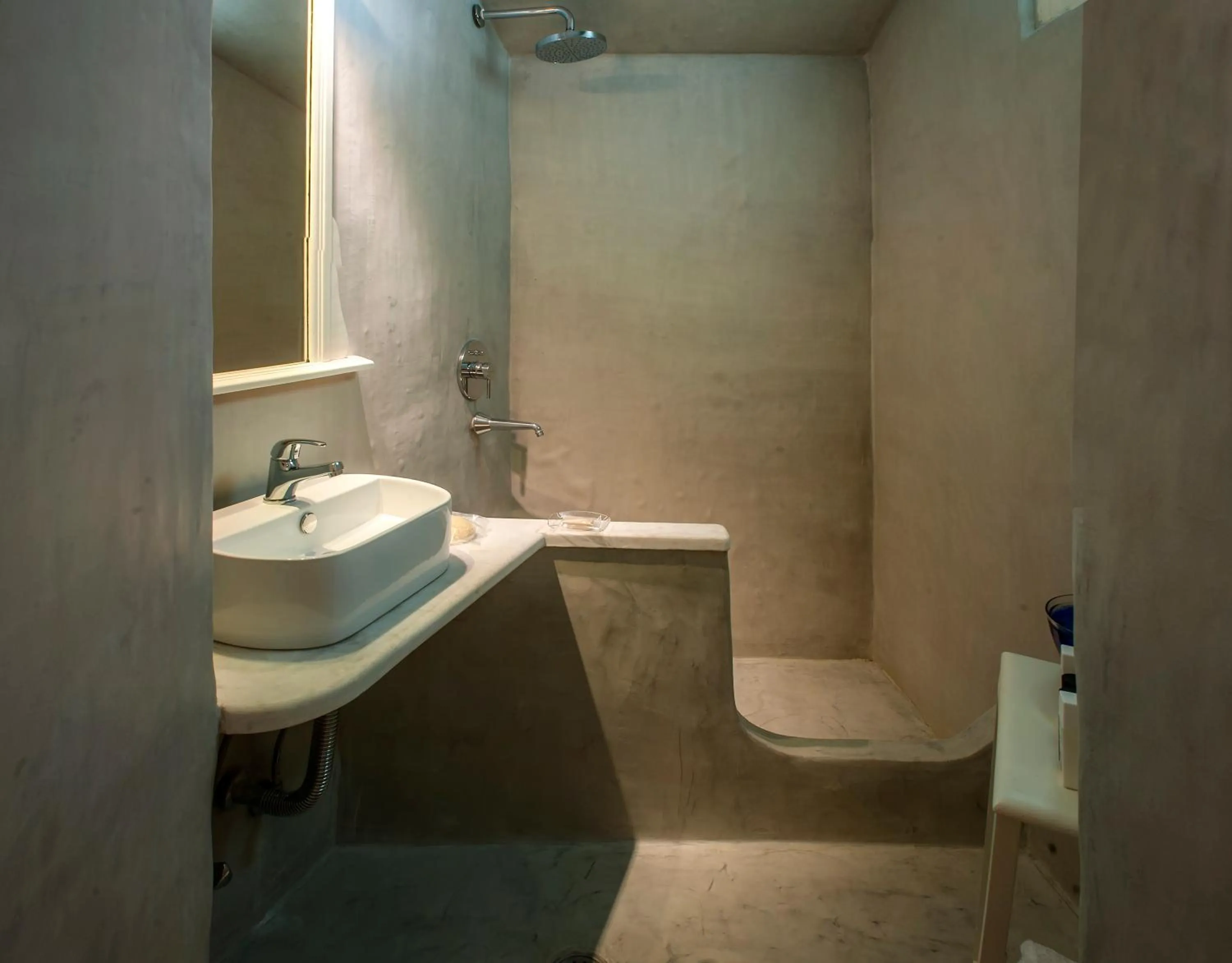 Shower in Fanari Villas