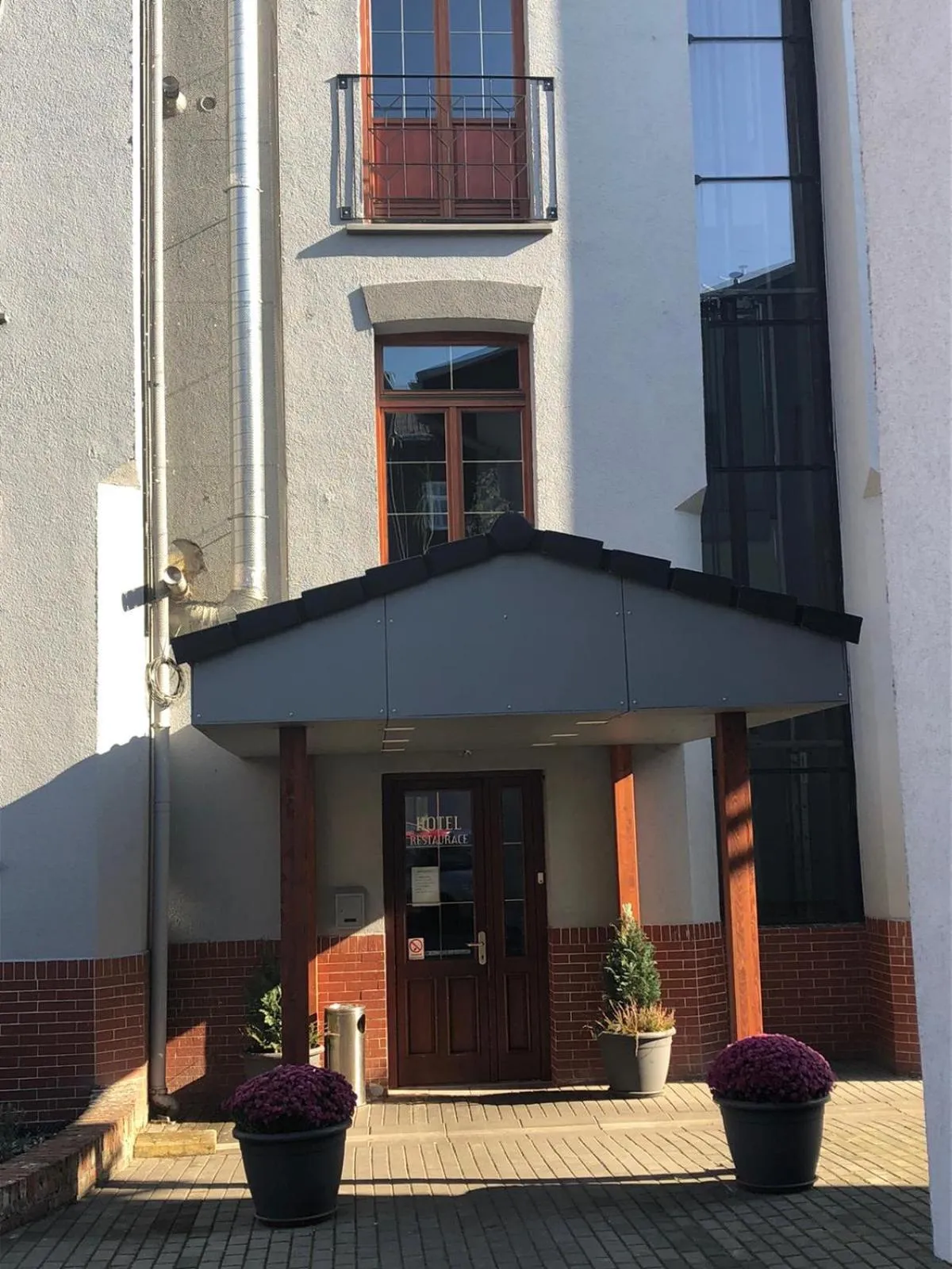 Facade/entrance in Hotel na Kafkové