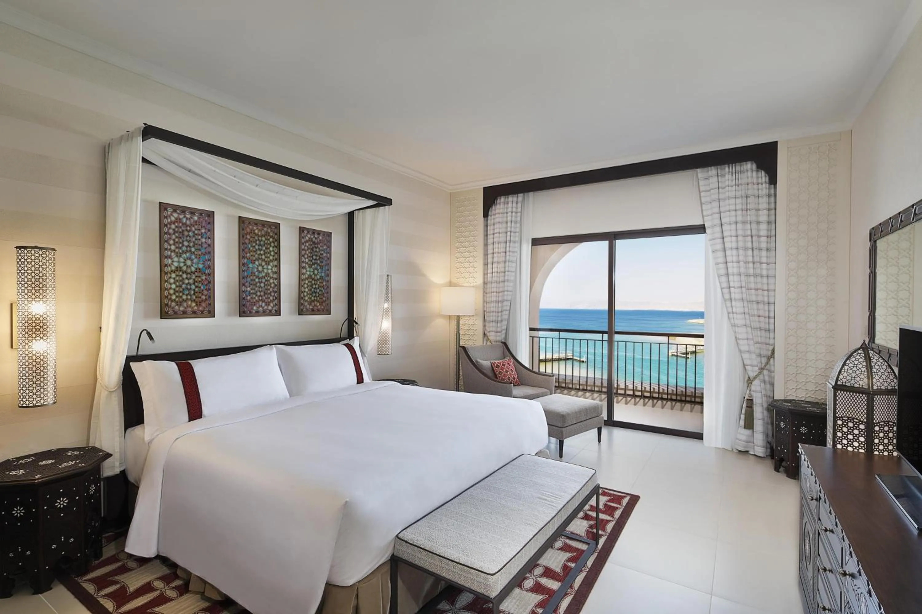 Bedroom, Bed in Al Manara, a Luxury Collection Hotel, Aqaba